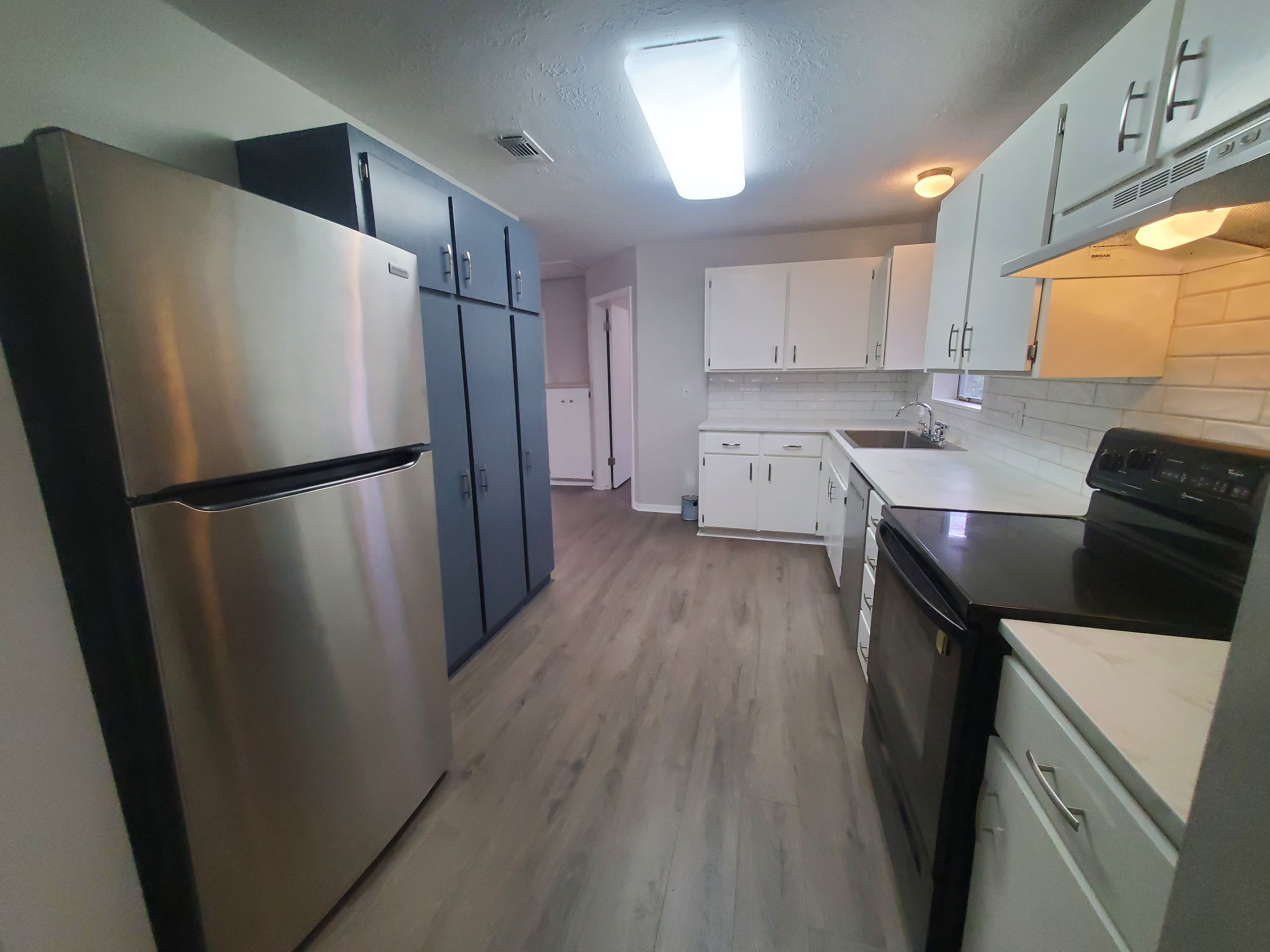 406 West Abbey Street – photo 5