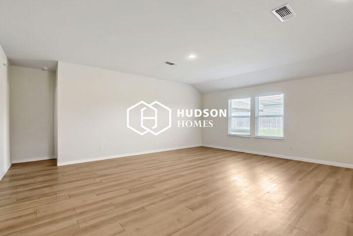 3020 Titus Court – photo 2