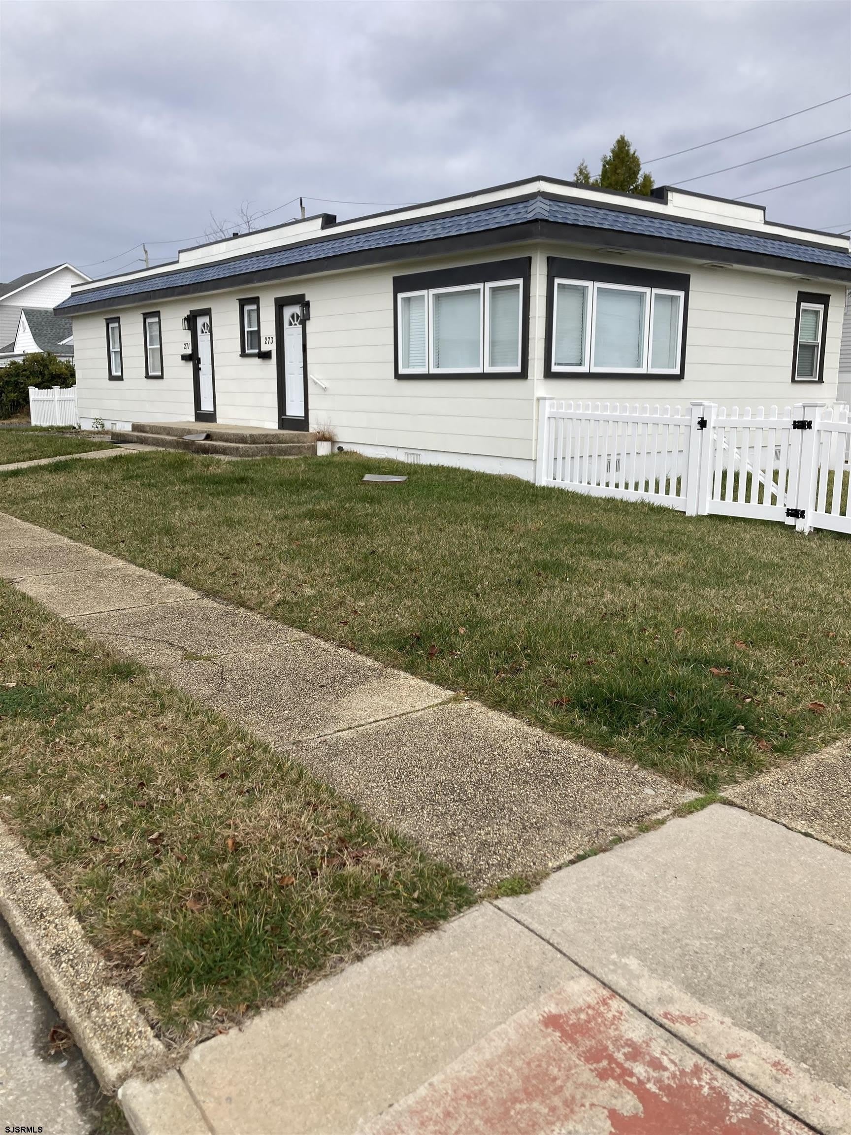 273 38Th St S – photo 1