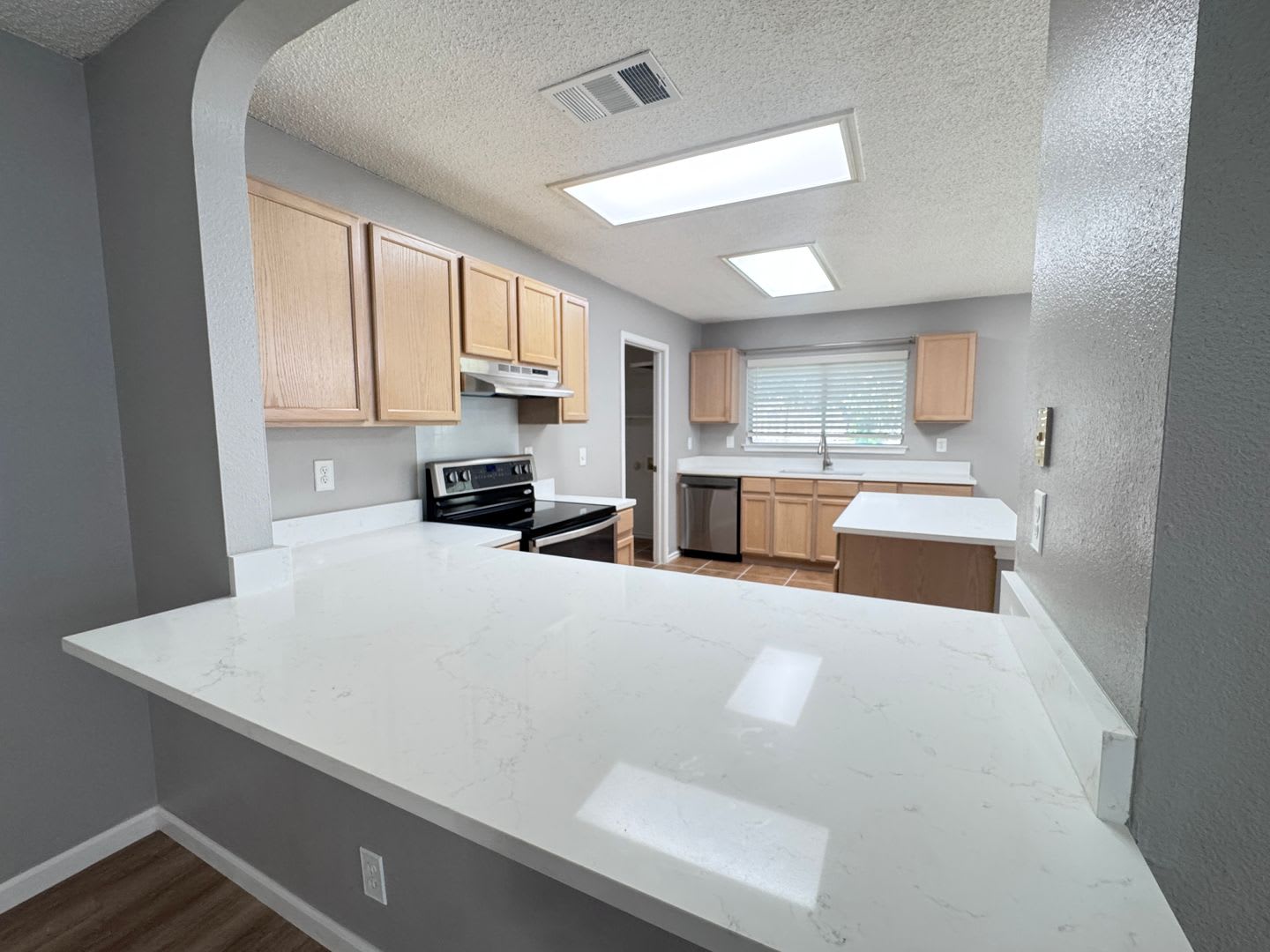 Lovely 3 Bd 2 Ba 2 Car Garage Home Ready For Immediate Move In Located Off Prue Rd – photo 4