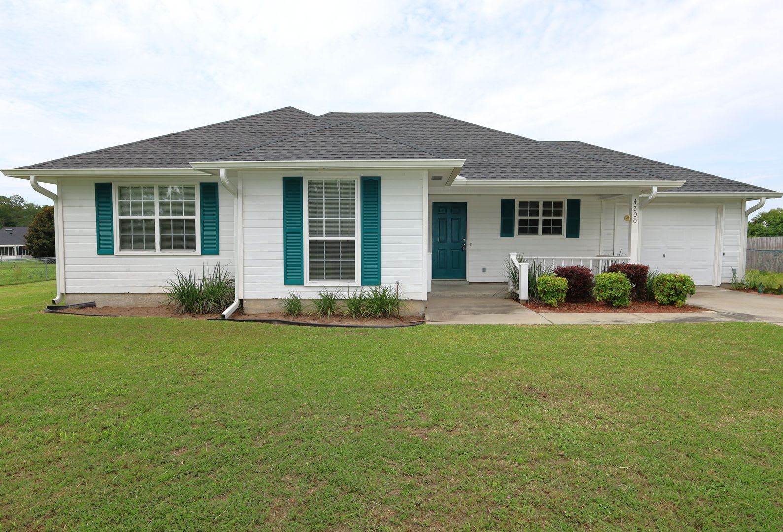 4200 Shadowwood Dr – photo 1