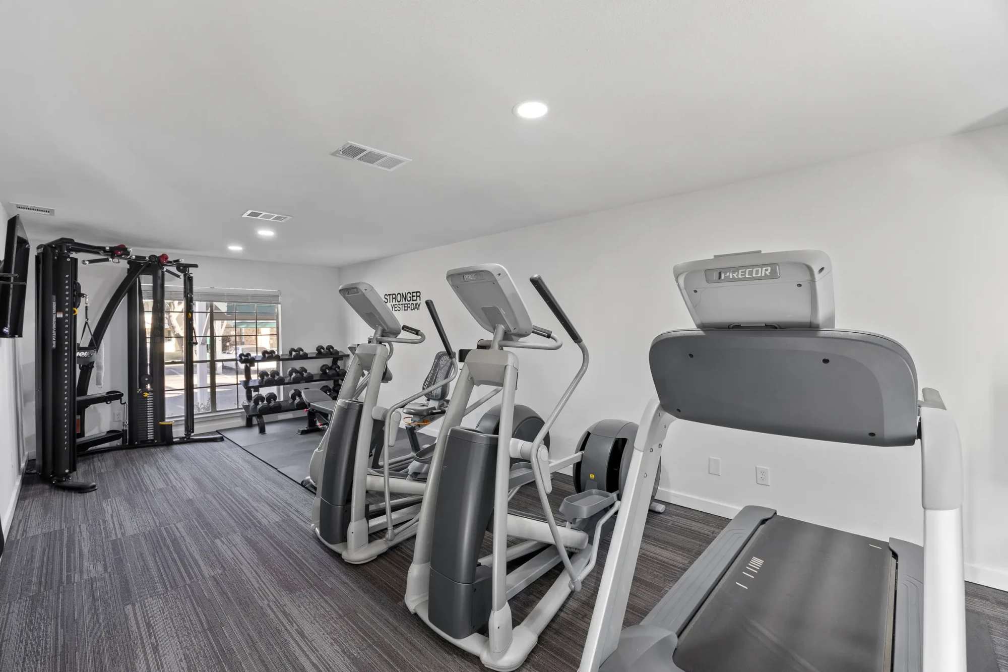 Aspen Court Apartments – photo 3