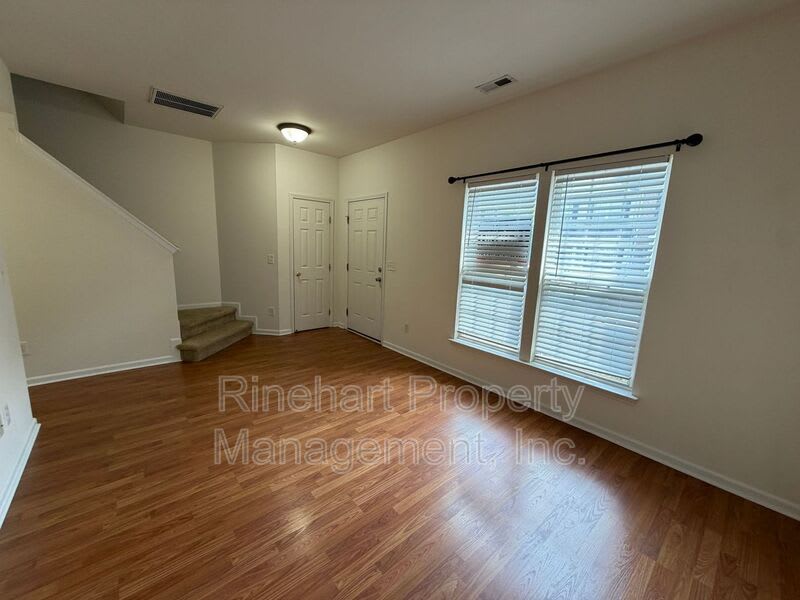 737 Atherton Way – photo 4