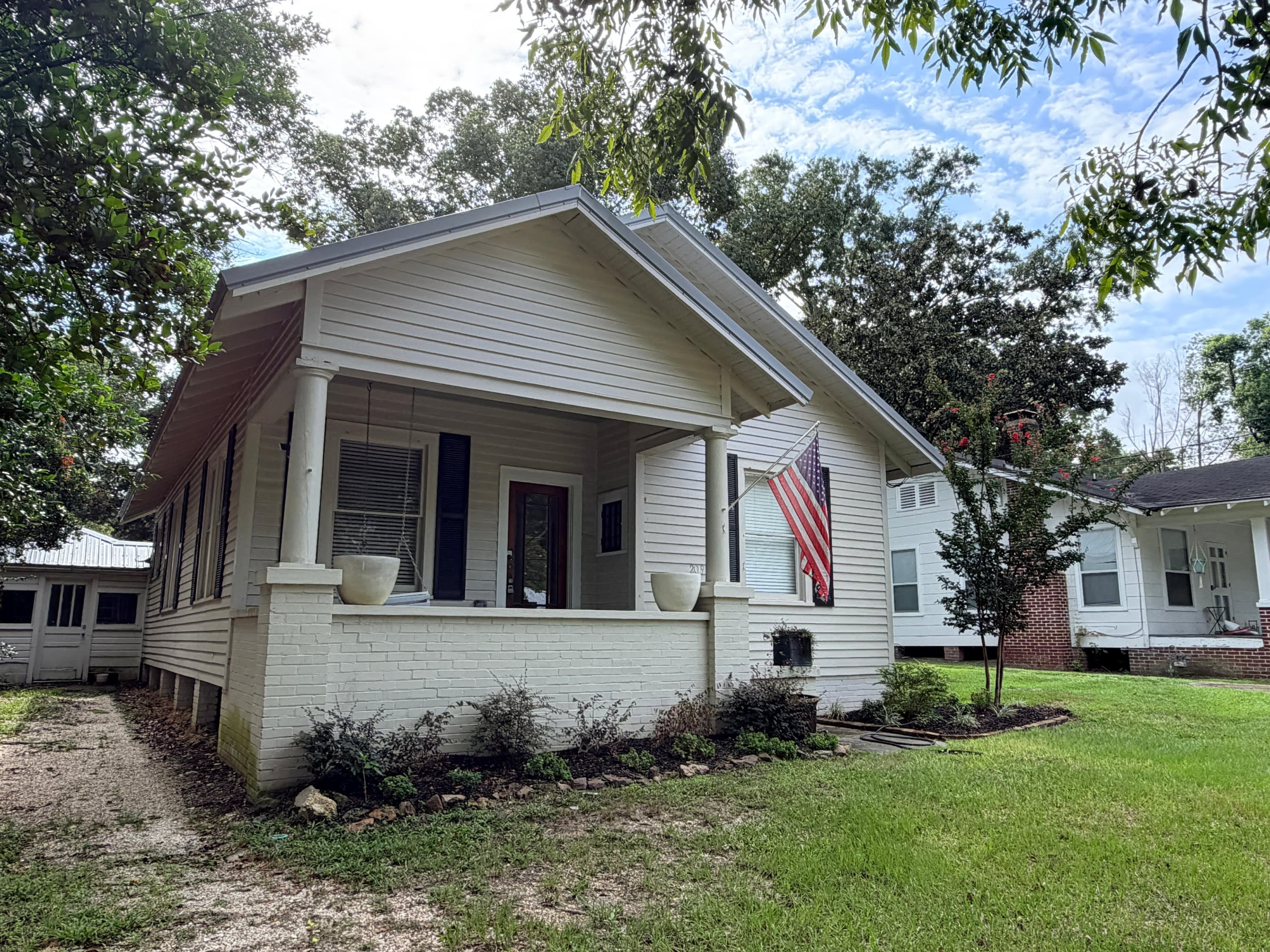 209 S FULTON ST – photo 3