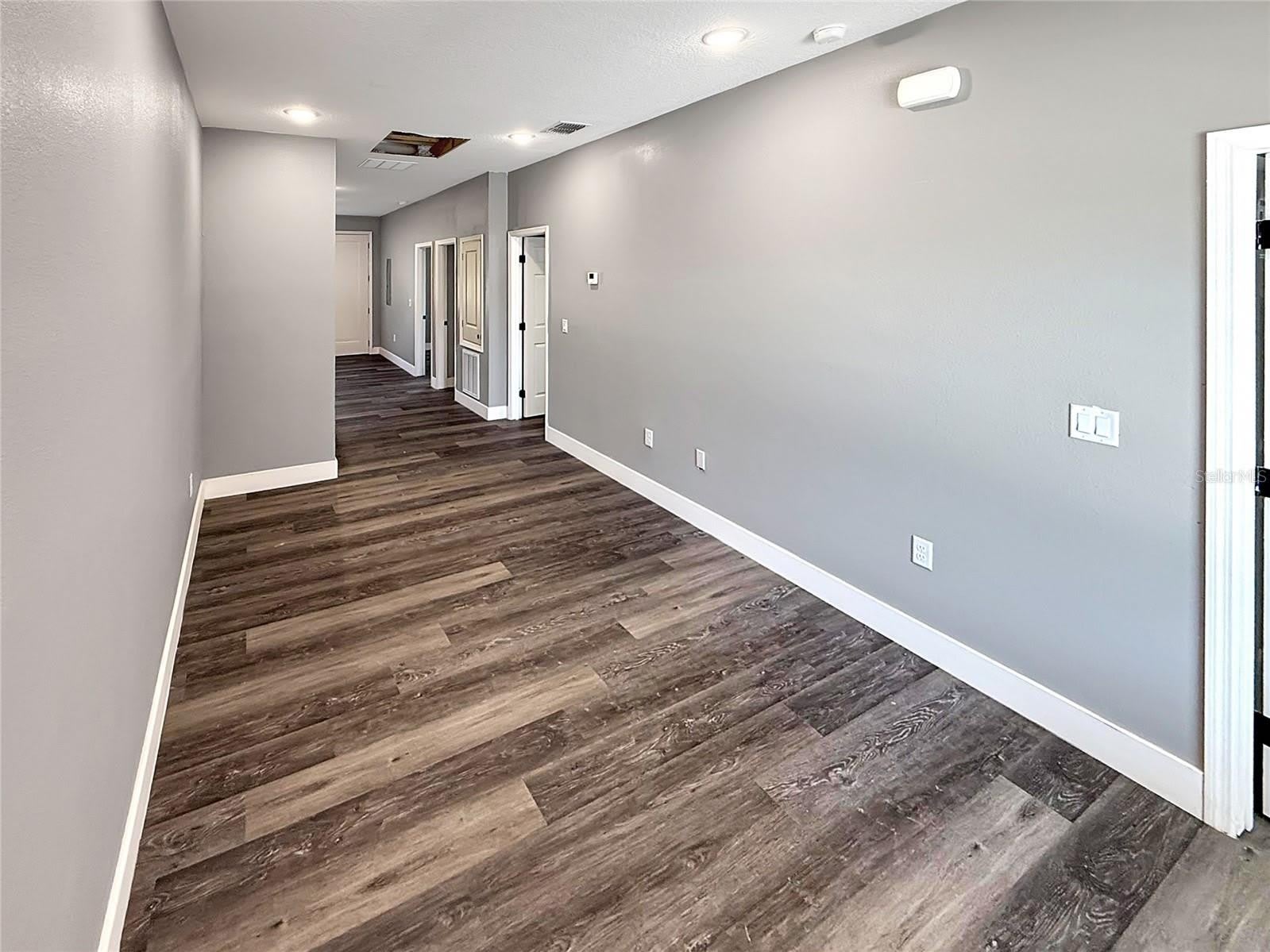 323 PEARL Street – photo 3