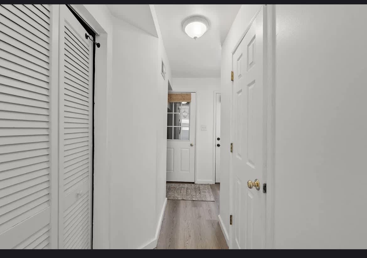 1940 Riverside Dr – photo 5