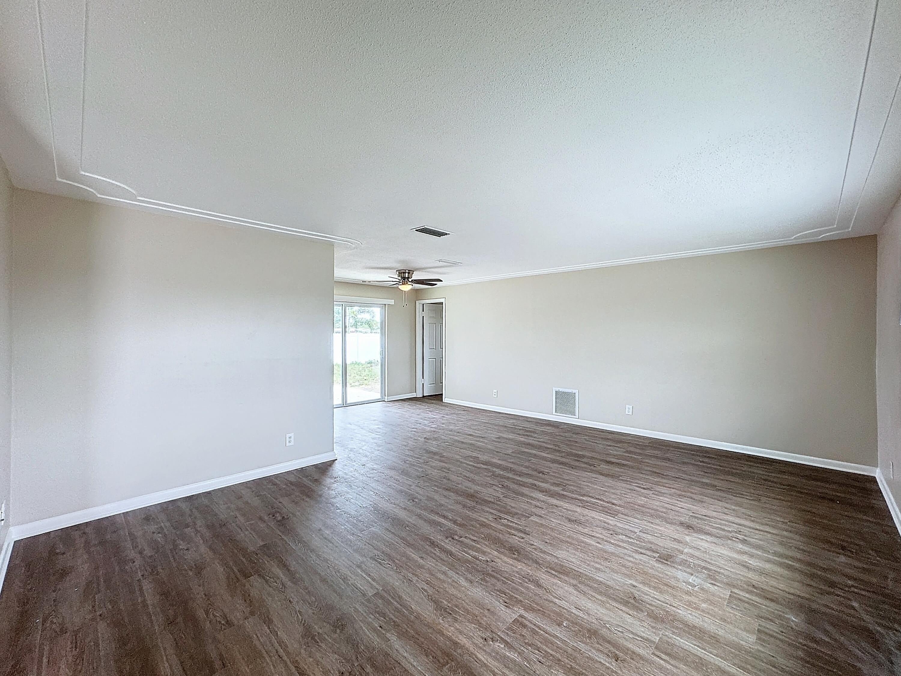1545 Polaris Street – photo 5