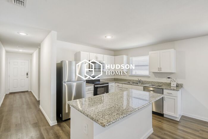 430 Shorty Street – photo 5