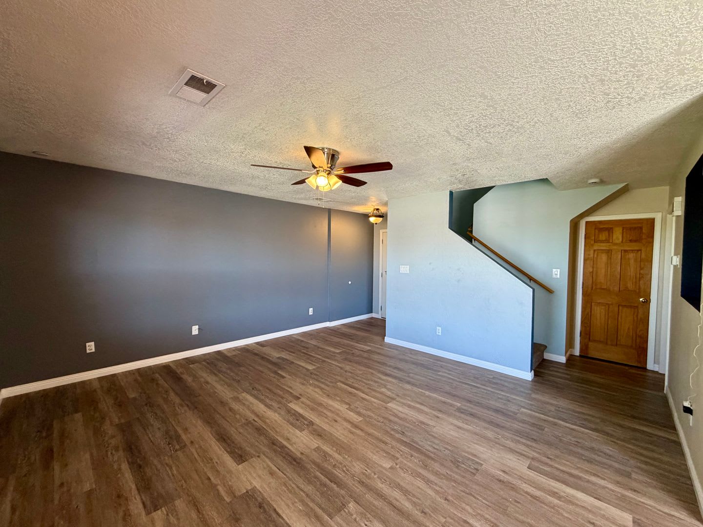 Cozy 3 Bedroom 2.5 Bathroom Home In Ventana Ranch! – photo 3