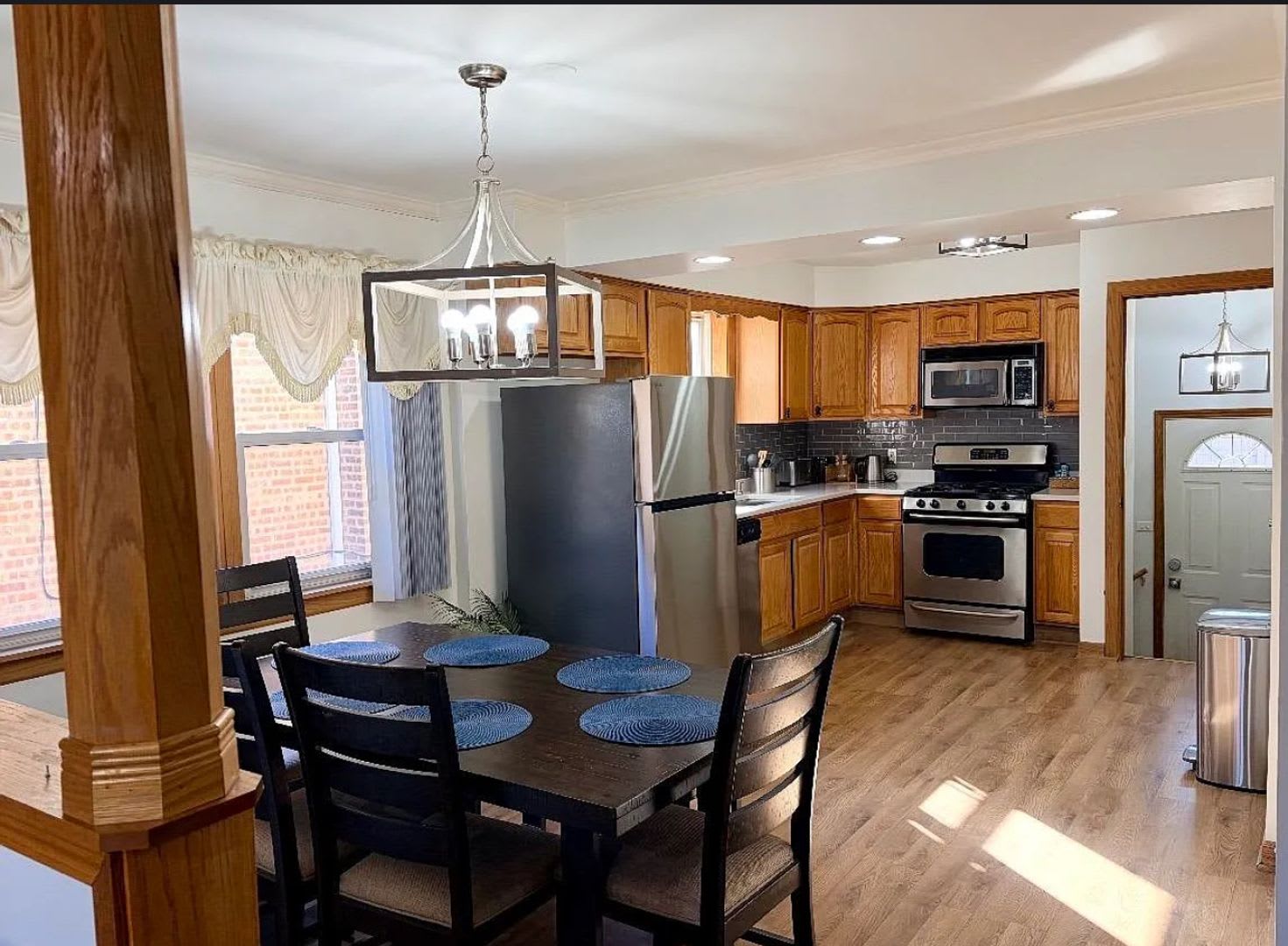 2 Story house – photo 3