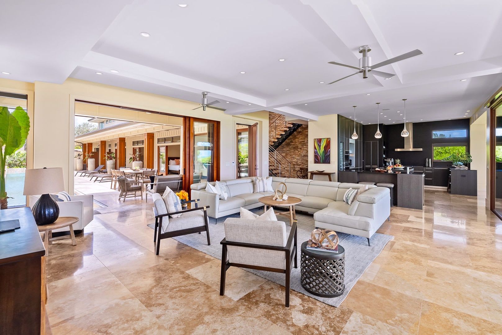 Makalei Beachfront Villa W Heated Pool View – photo 5