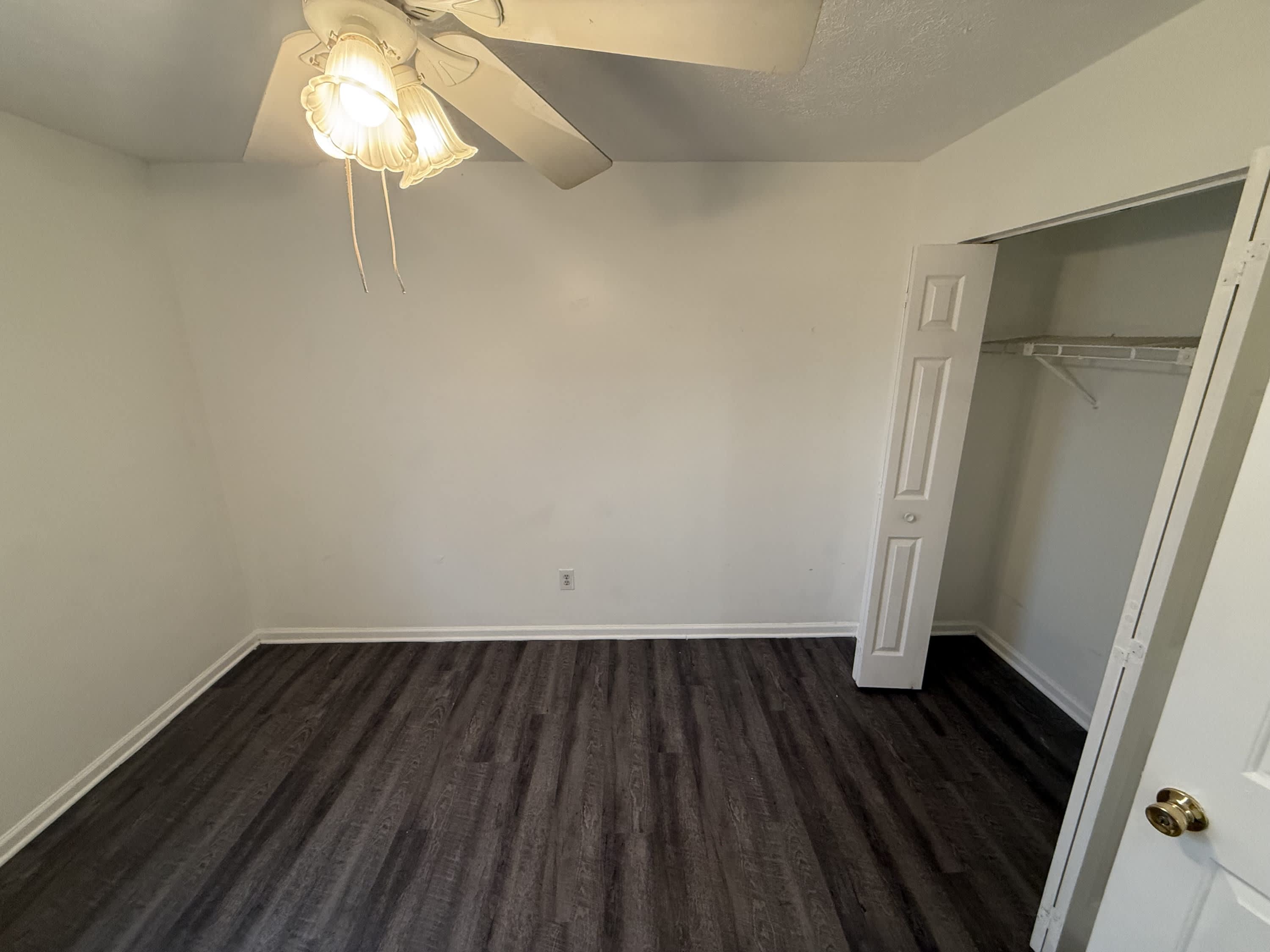 1112 S Saint Marks AveApt B – photo 5