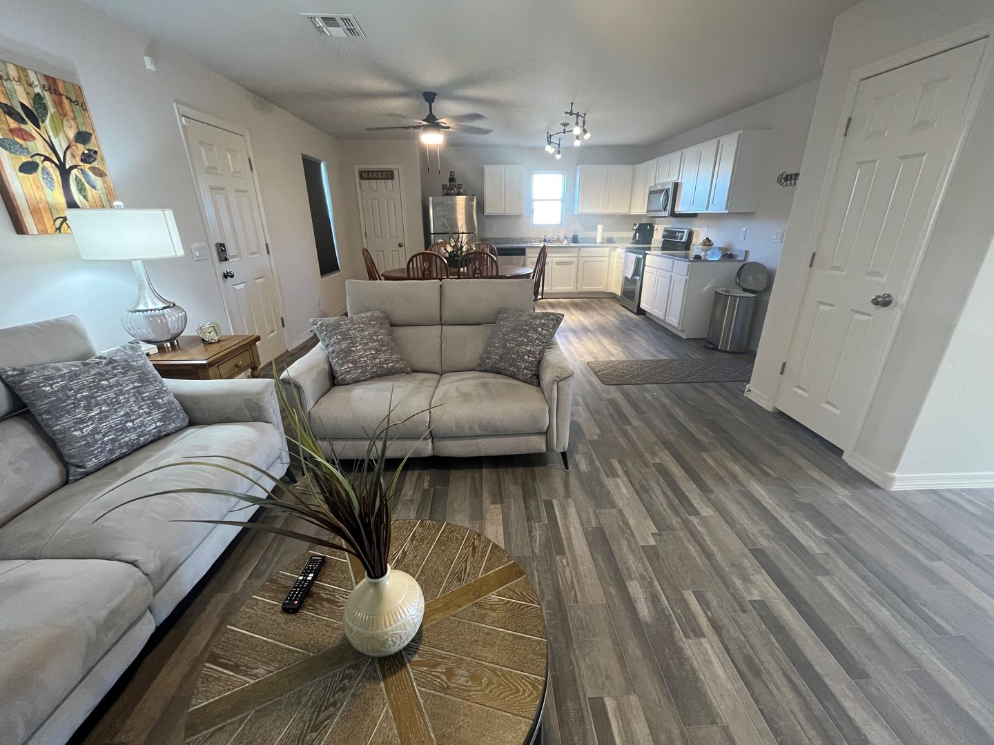 3Br 2Ba Fully Furnished 2Story Near Parks Colorado River – photo 4