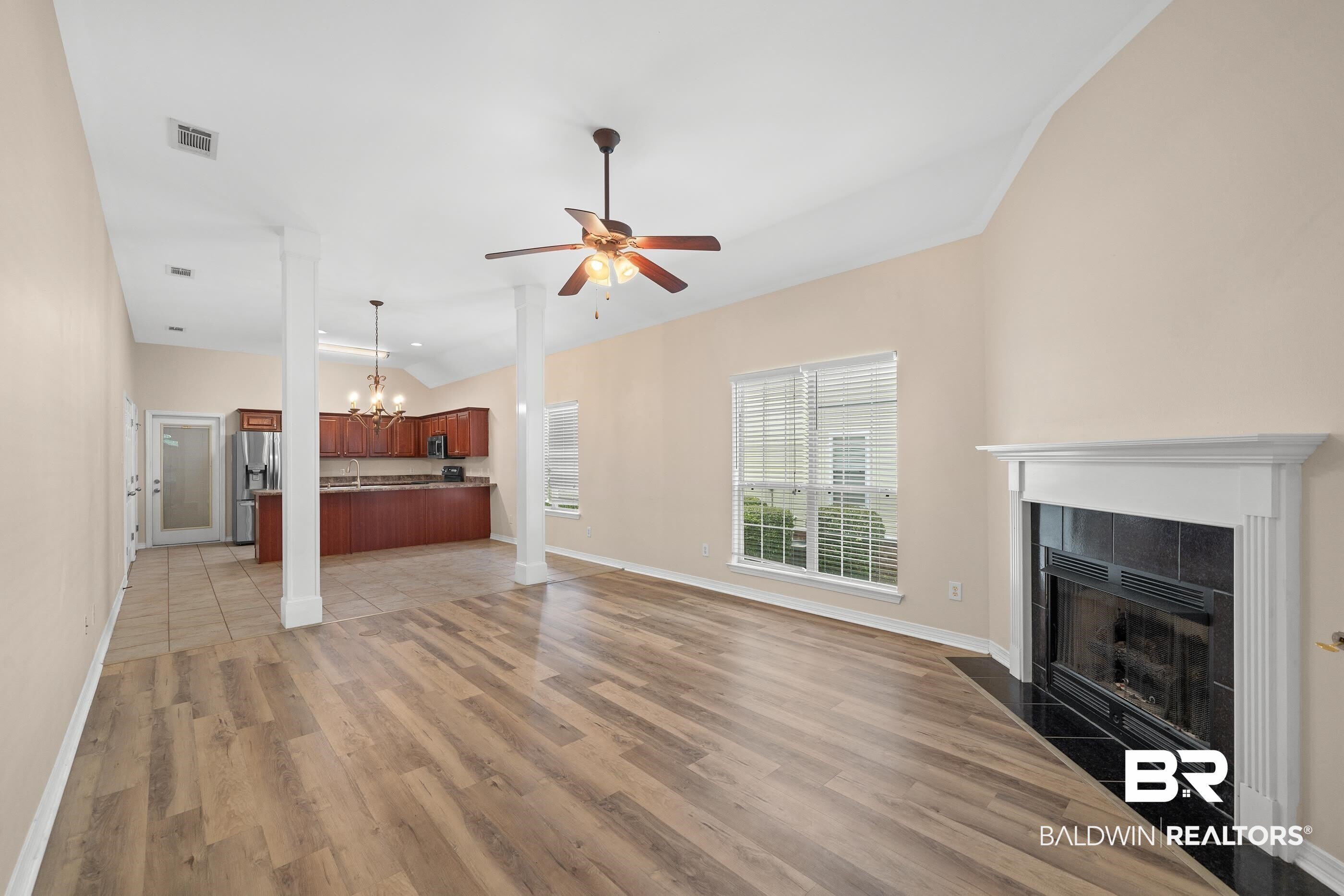 29920 Saint Simon St – photo 3