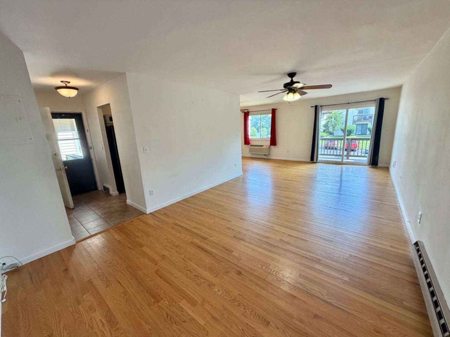 Charming 1-Bedroom Condo in Convenient Fishkill Location – photo 1