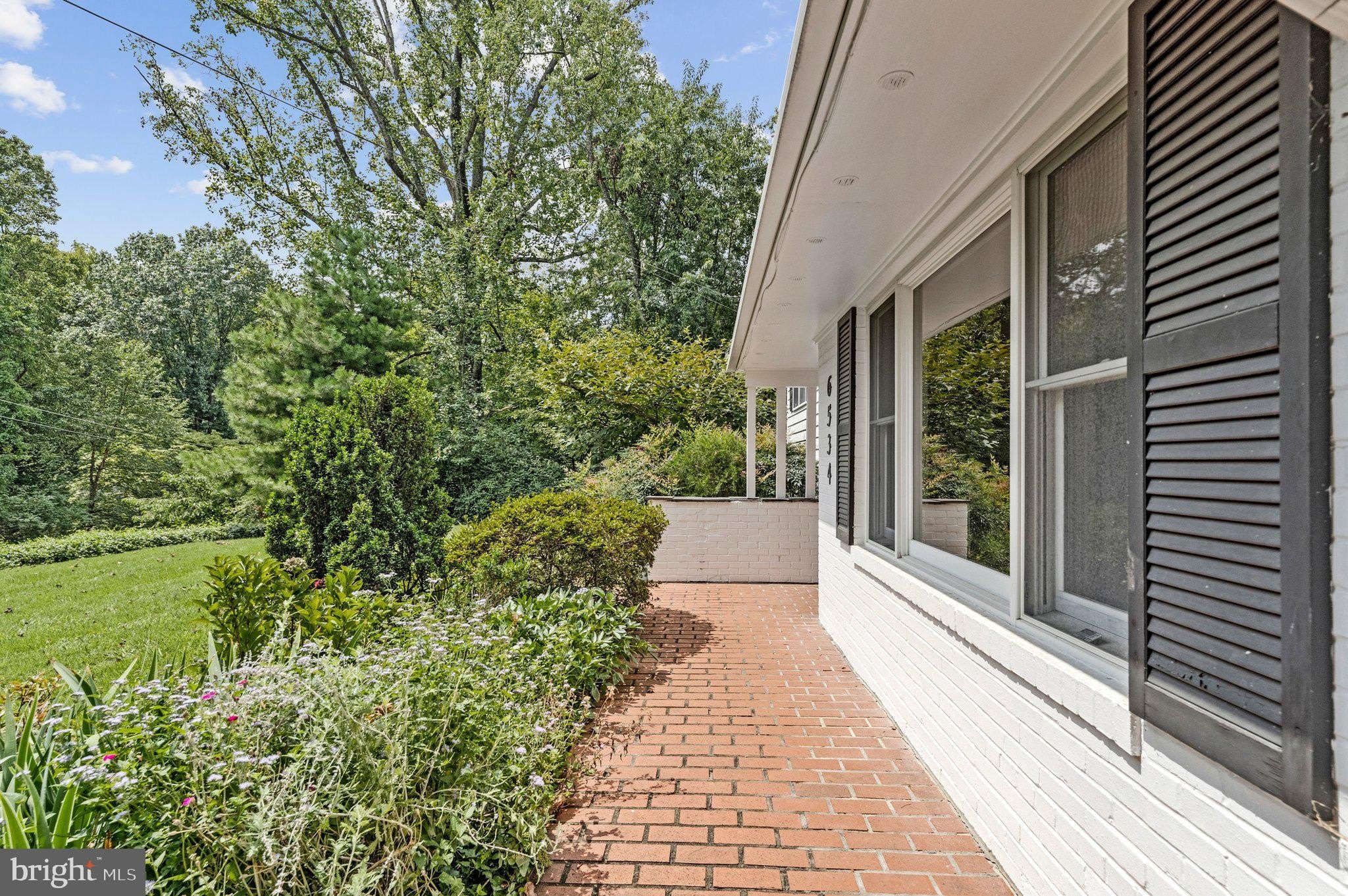 6534 JAY MILLER Drive – photo 3