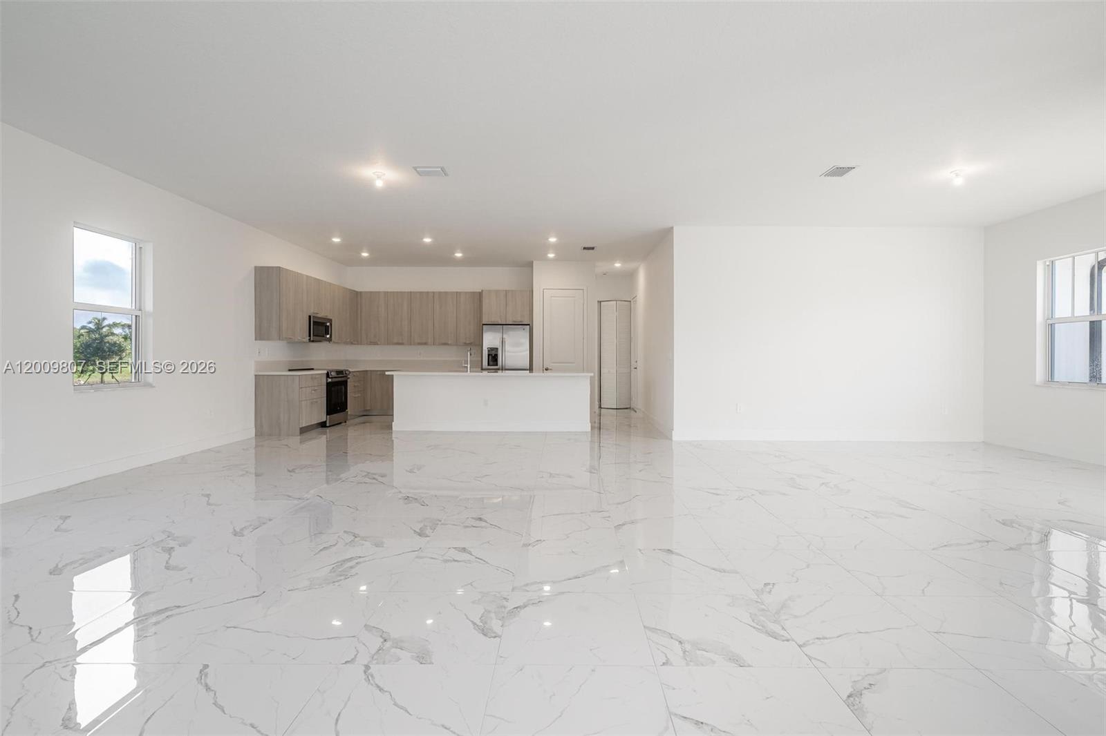 12259 Southwest 43rd Street – photo 2