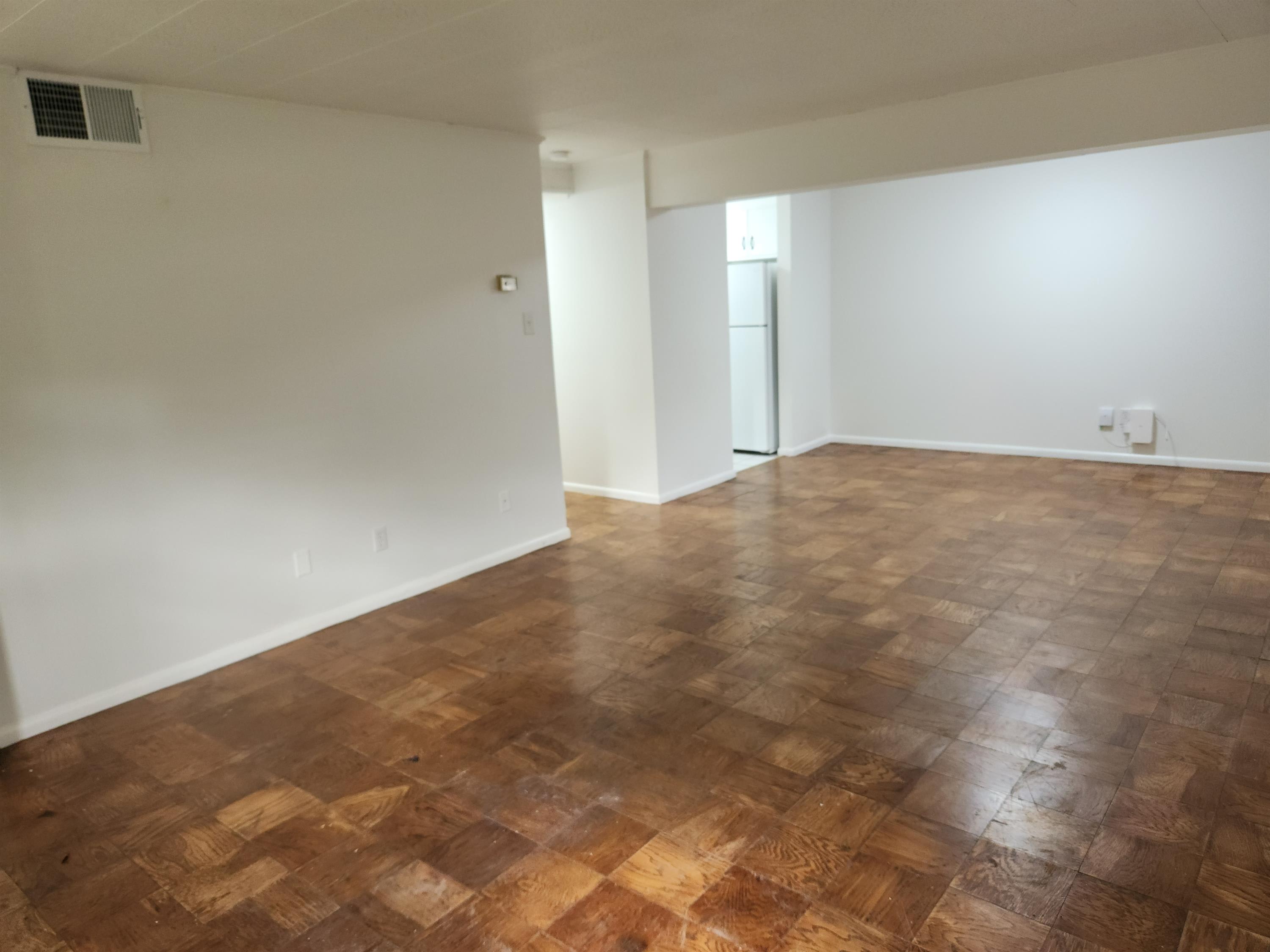 163 Peyton Street – photo 3