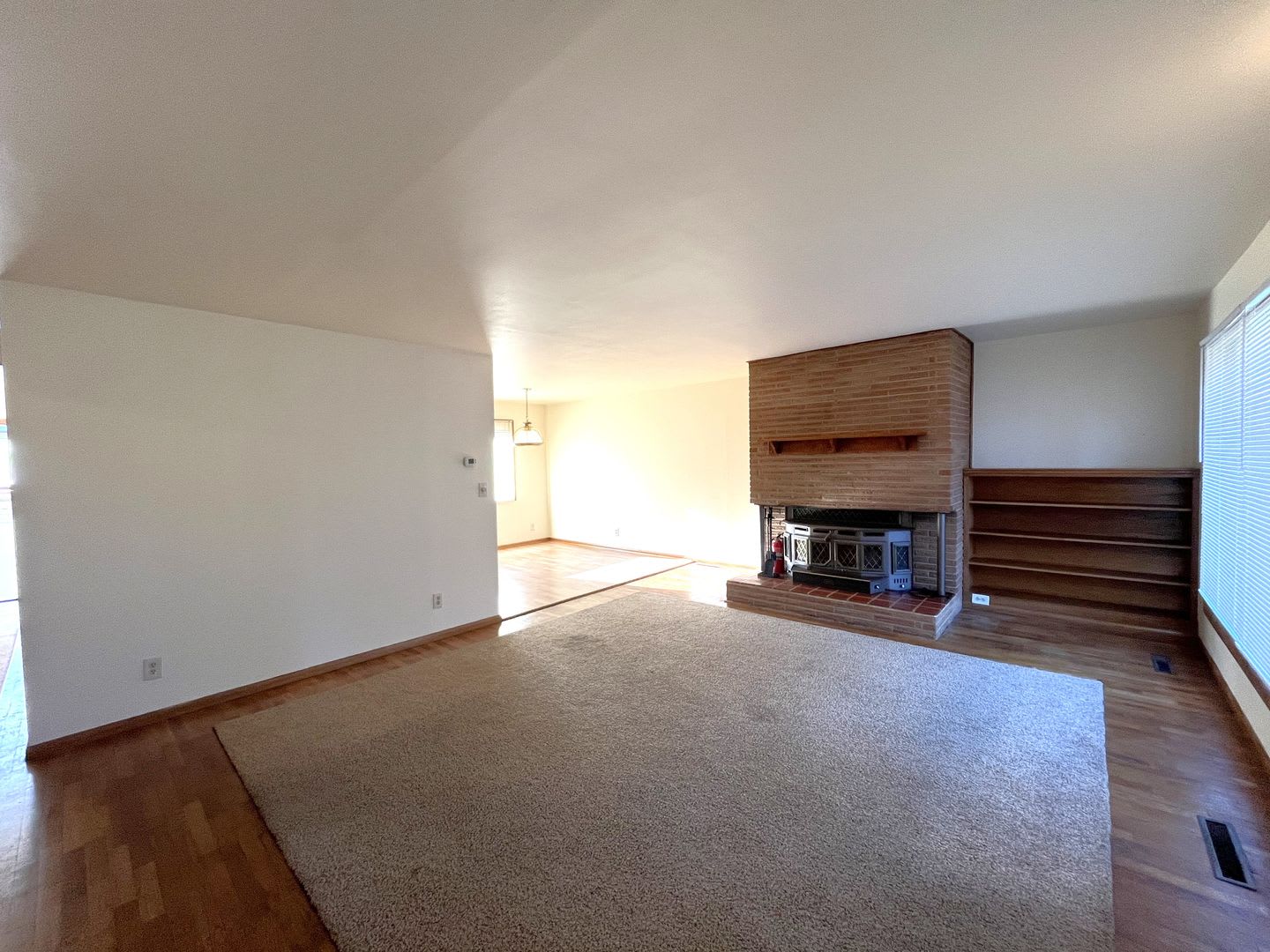 Classic Home located near Elizabeth park and in the Columbia Neighborhood – photo 4