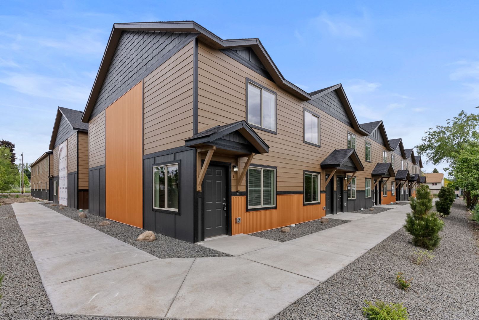Alki Townhomes 2 Bedrooms 1 5 Bathrooms – photo 1