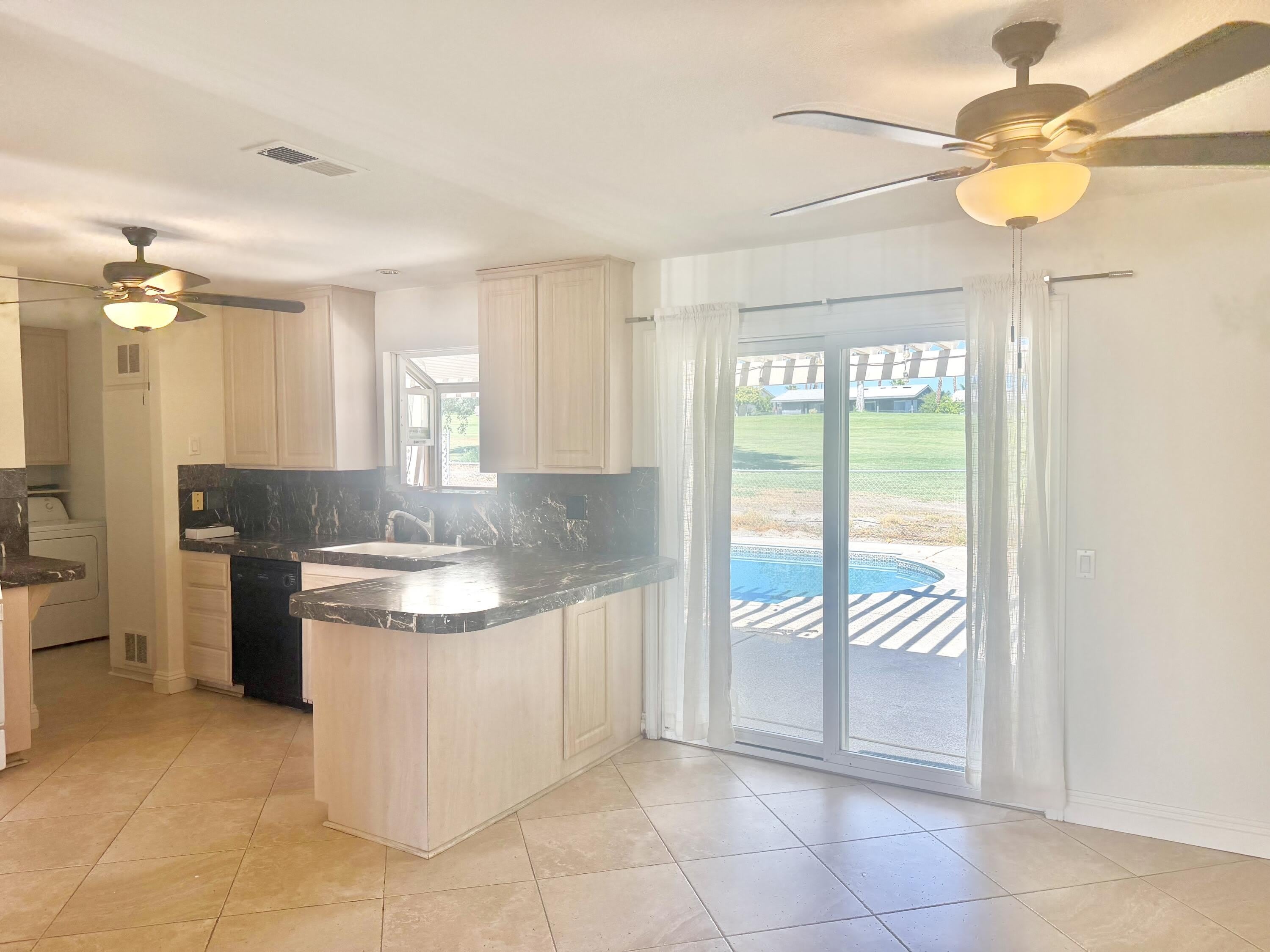 43586 Virginia Avenue – photo 5