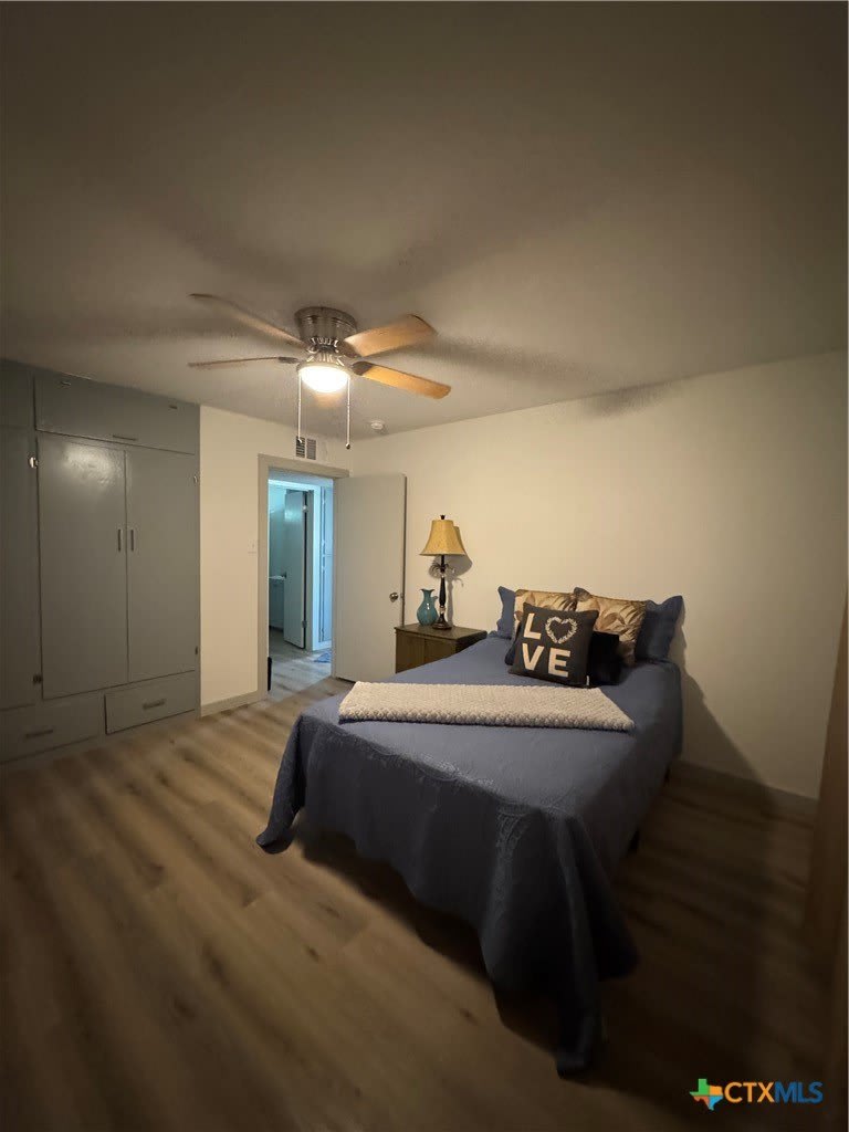 2109 W. AVE. B – photo 1
