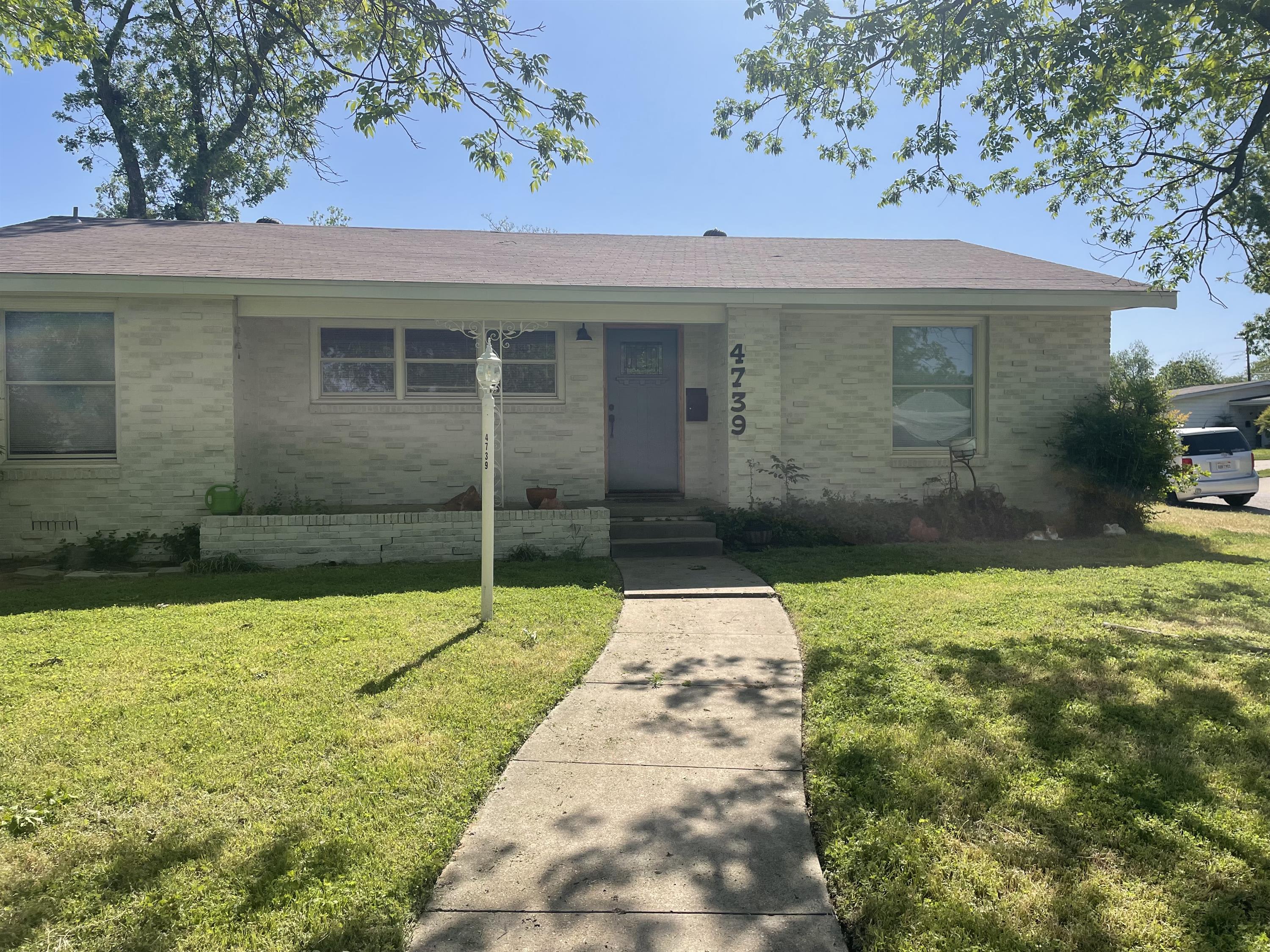 4739 Augusta Lane – photo 1