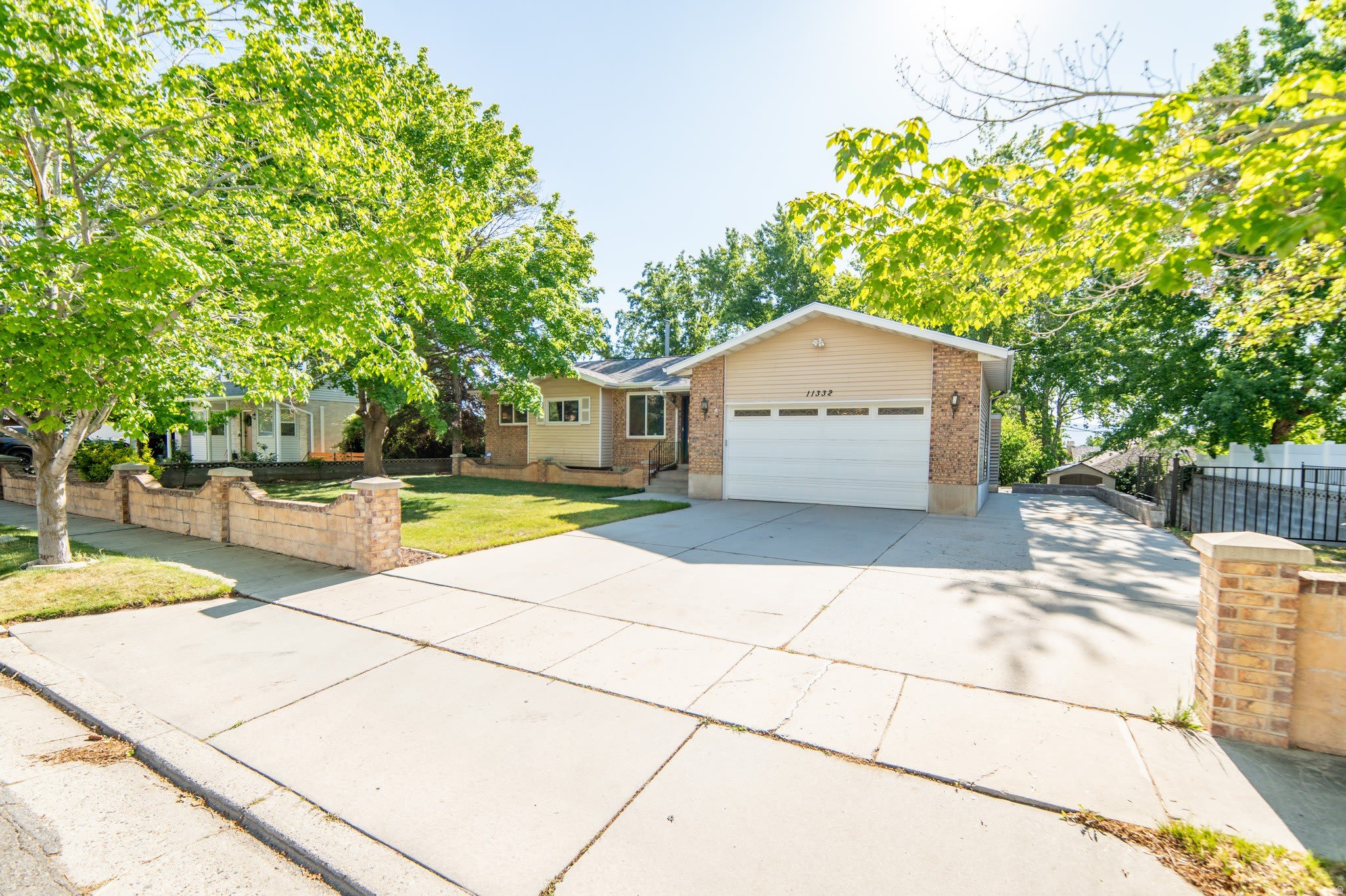 11332 S ALONDRA Way – photo 1