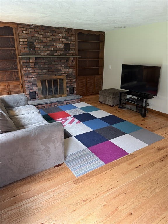 465 Forest St – photo 4