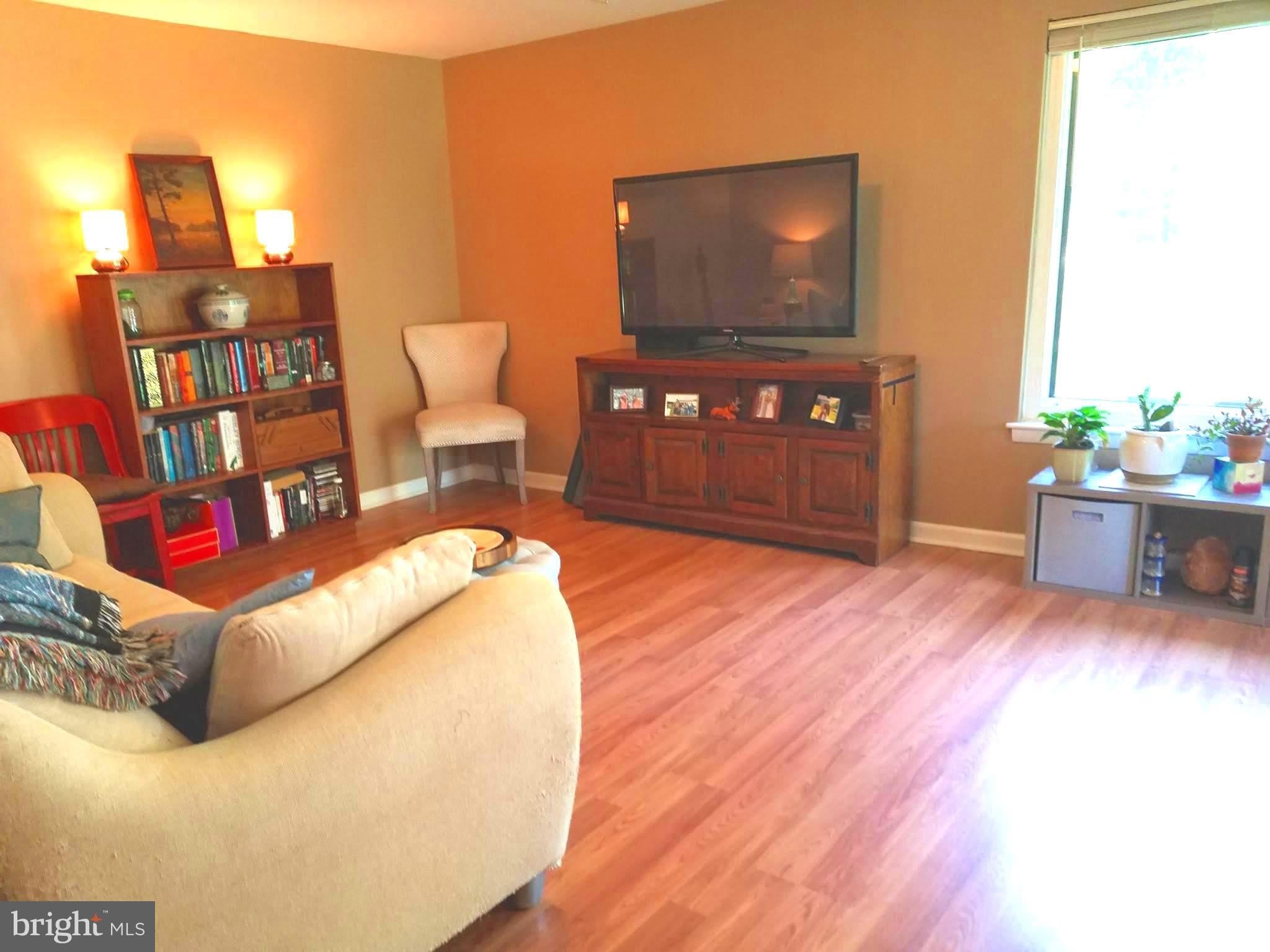 20114 LARKSPUR Court – photo 1
