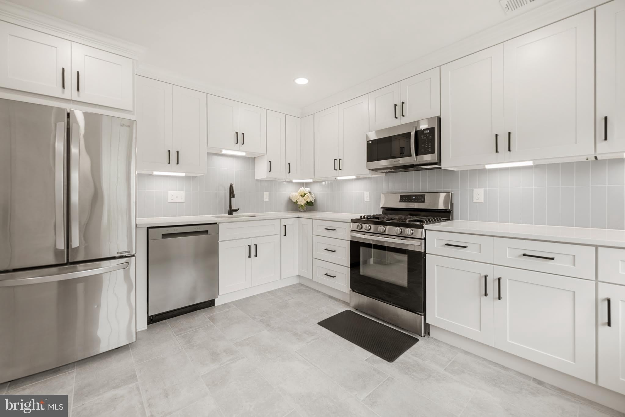 14874 Emberdale Drive – photo 4