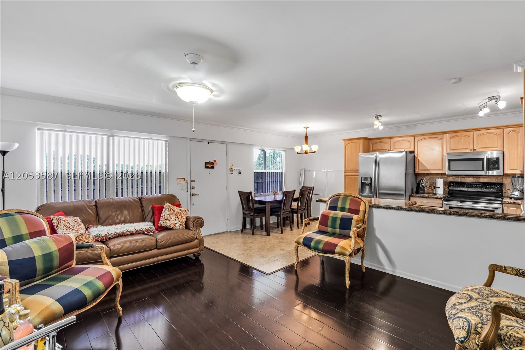 801 SW 133rd Ter – photo 4