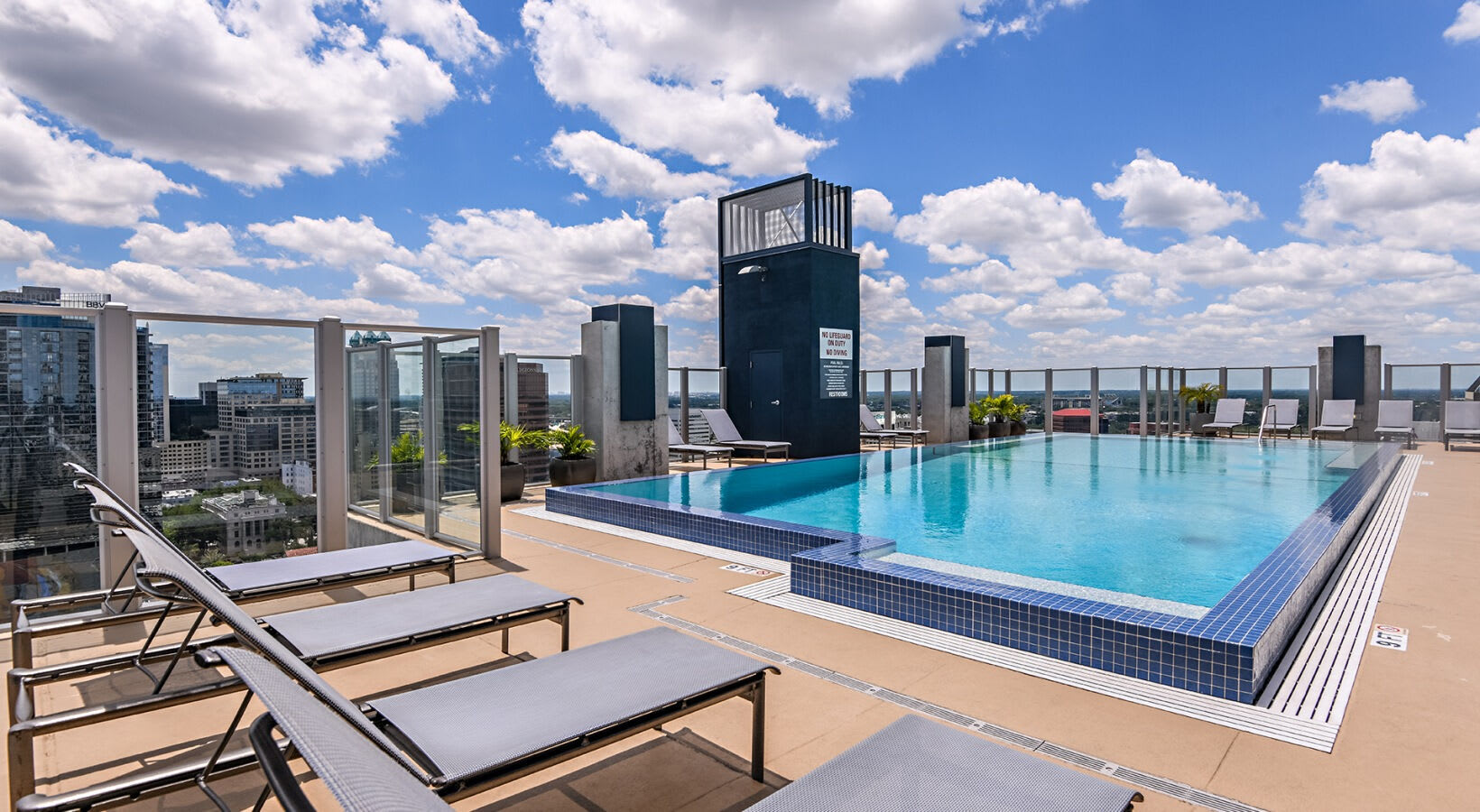 SkyHouse Orlando – photo 3