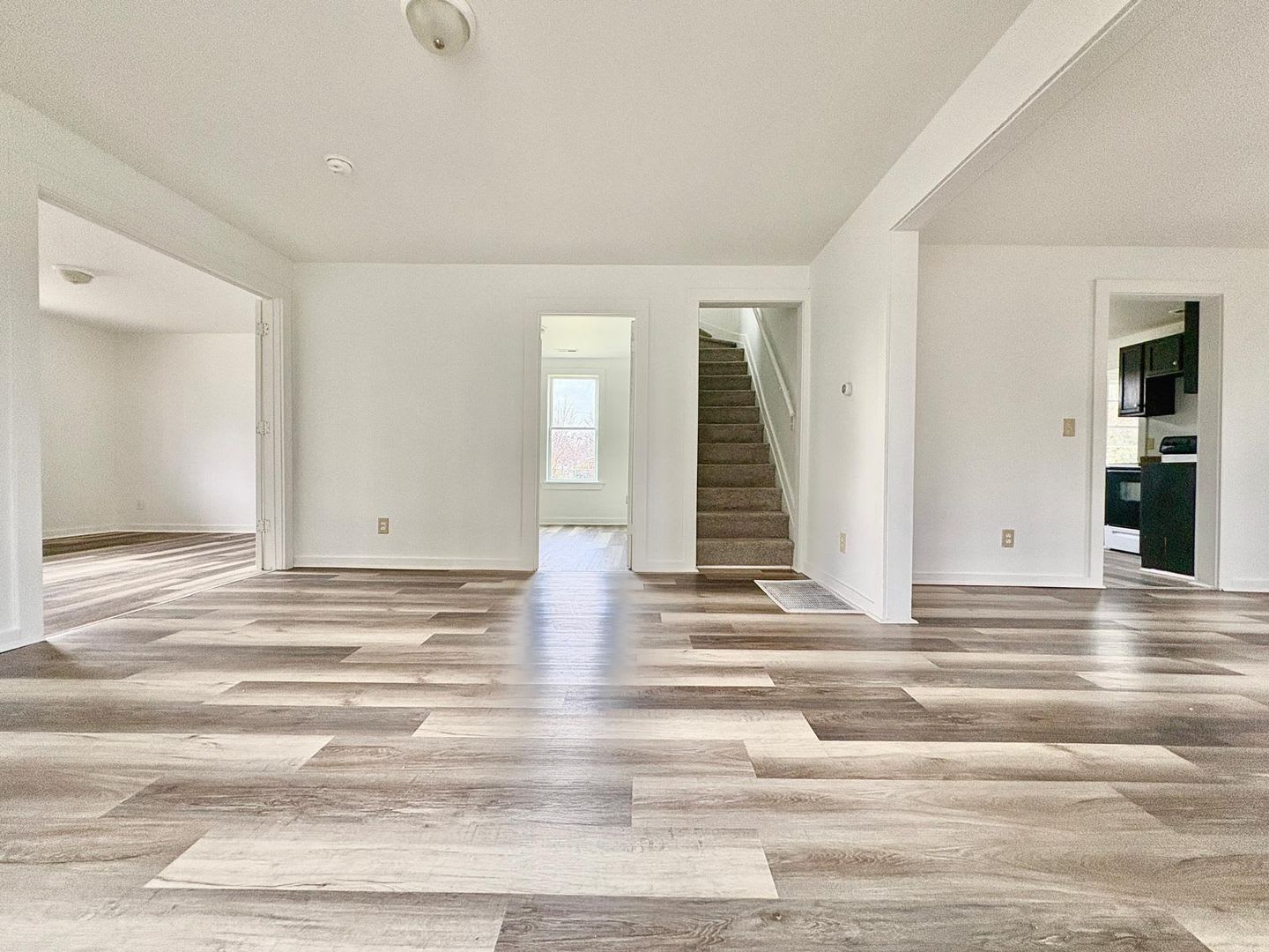 2117 Bertrand st – photo 3