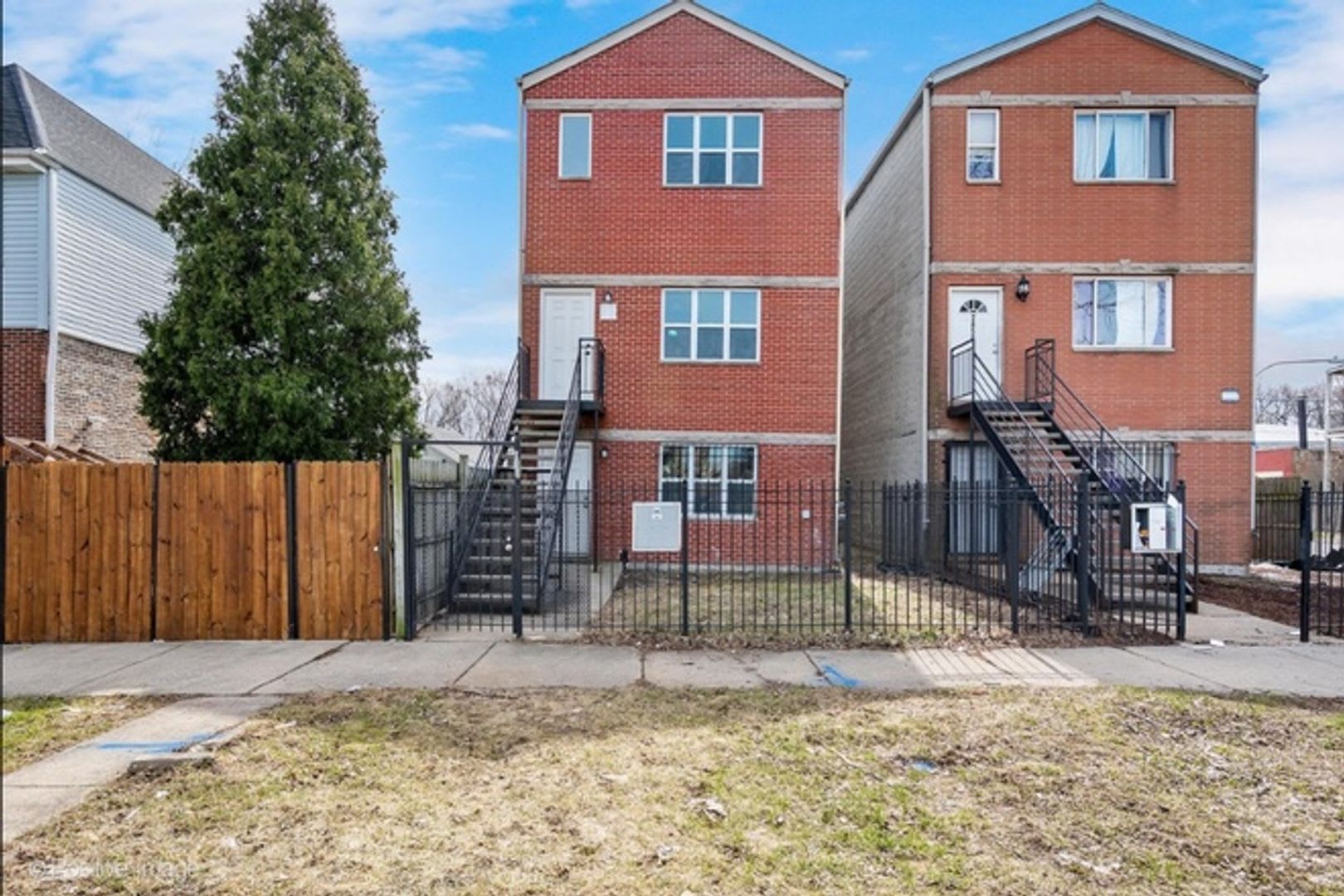 Spacious 3BR Duplex in Chicago – photo 1
