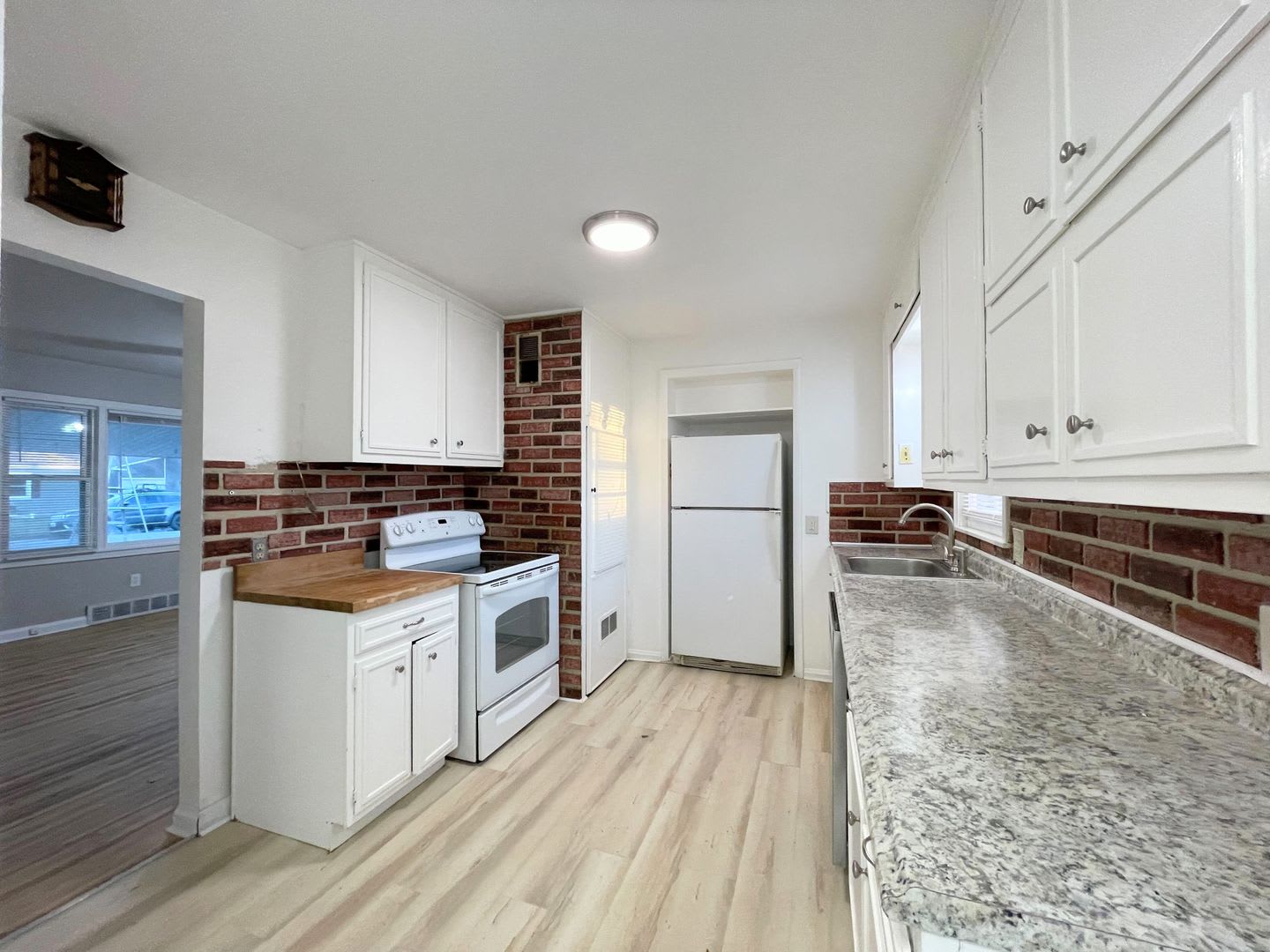 3 bedroom home – photo 4