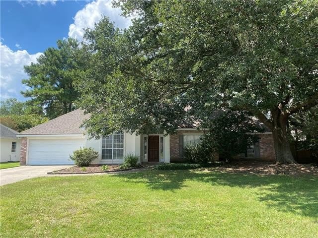 1373 FAIRFIELD Drive – photo 1