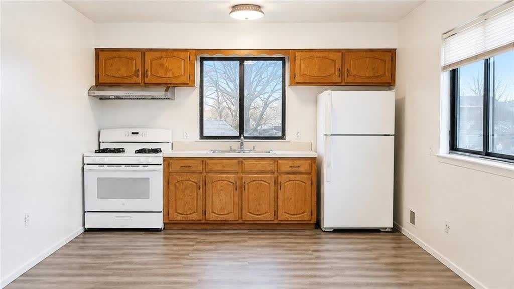 22 Windsor Court – photo 3