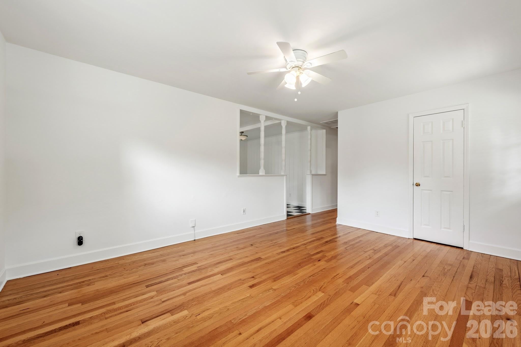 1129 Eastview Drive – photo 3
