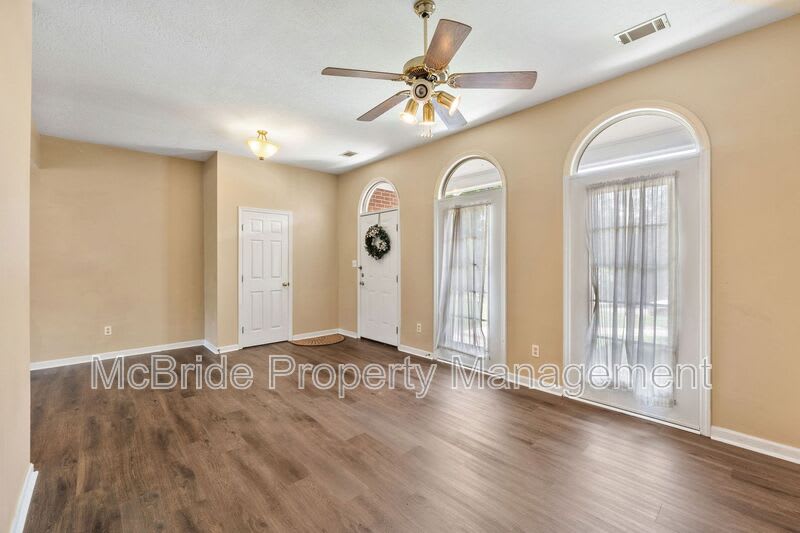 928 Hunting Horn Way – photo 5