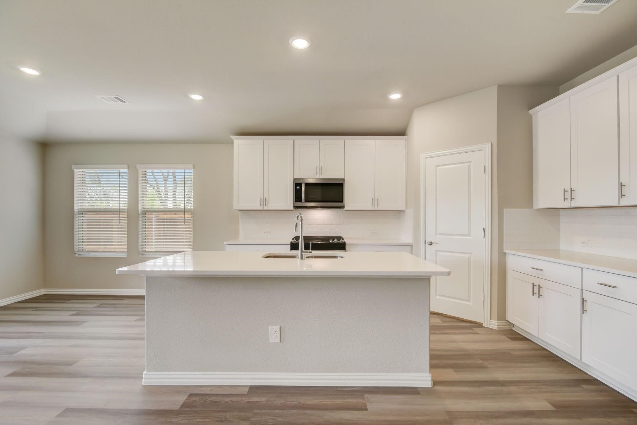 310 Sugarlands Drive – photo 3