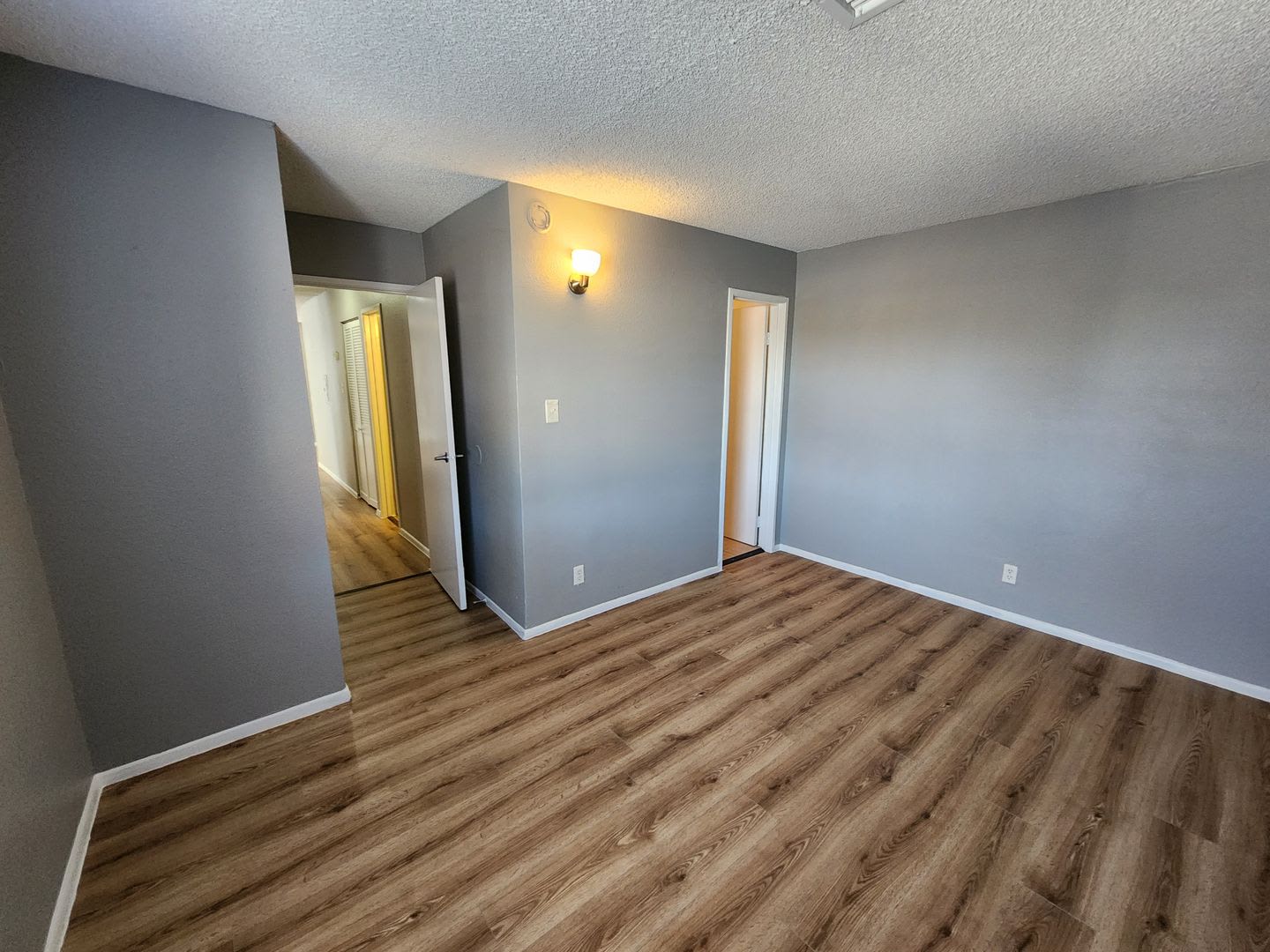 1705 Breckenwood Court Unit 4 – photo 3