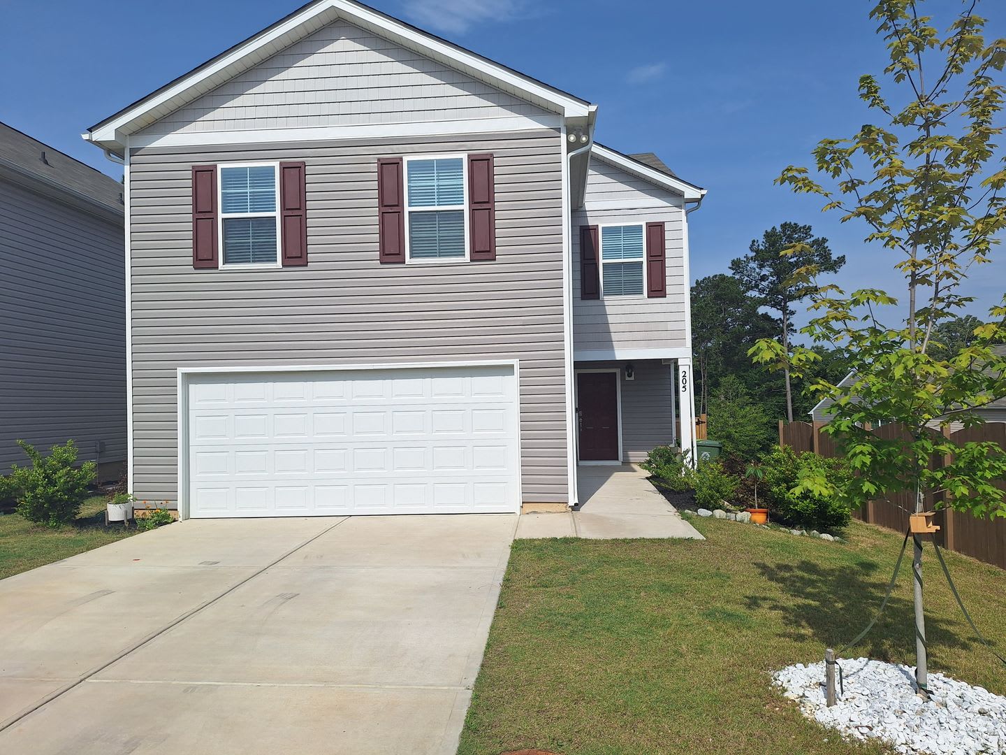 Lovely Four Bedroom Home Approximately 5 Minutes Away From Gate Ft Jackson And 30 Minutes From Shaw Air Force Base – photo 3