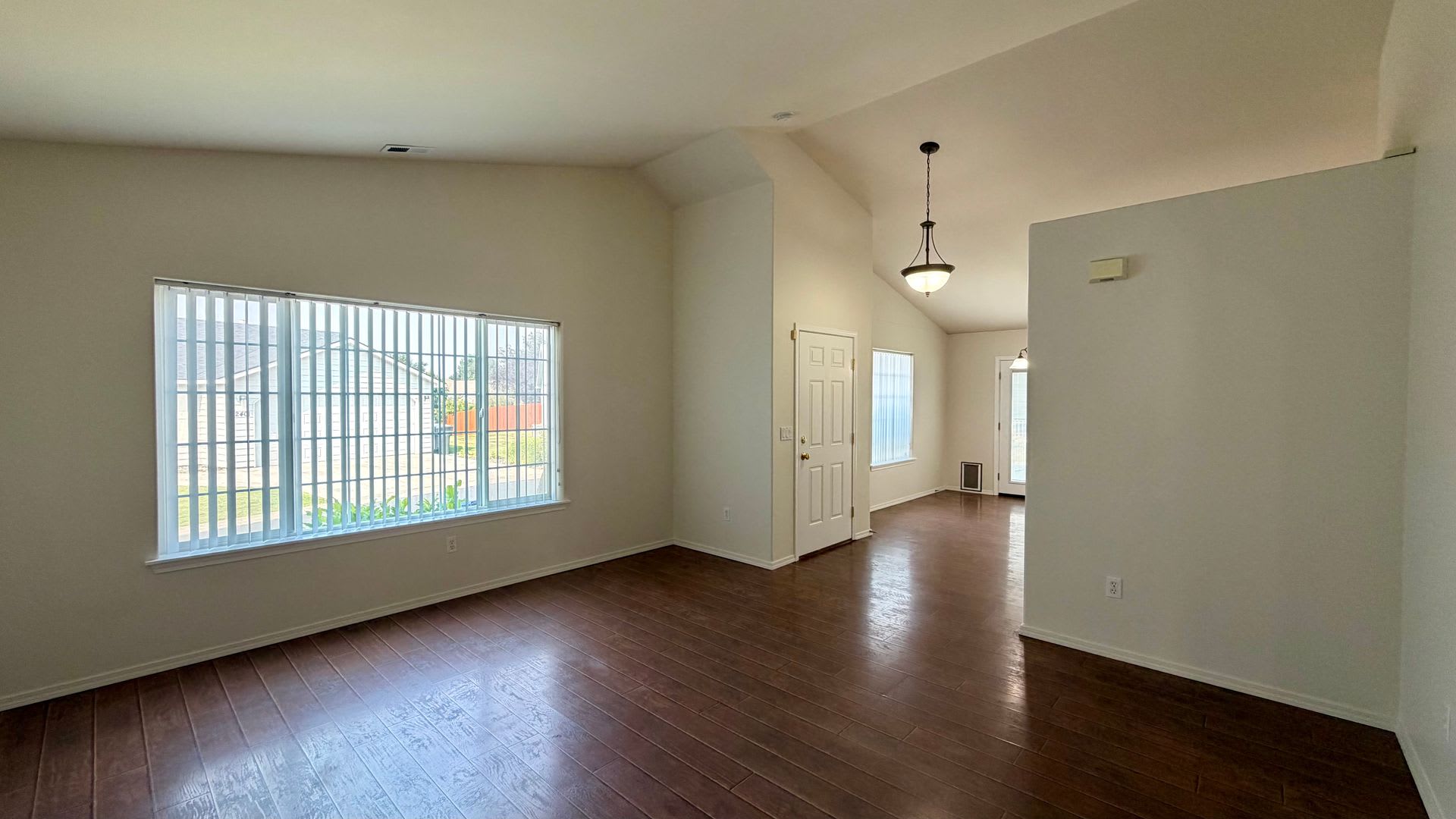 Kennewick Location on Quiet Cul-de-Sac! 3 bed, 2 ba – photo 2