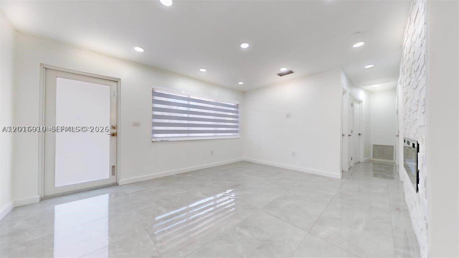 15704 SW 302nd Ter – photo 4