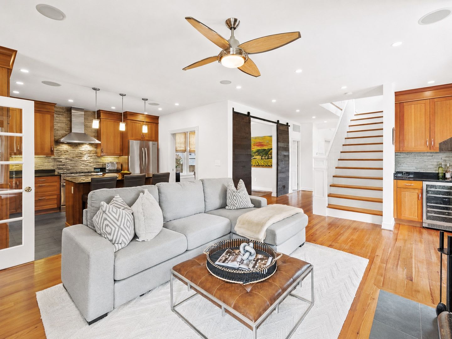 Spacious Kent Home – photo 4