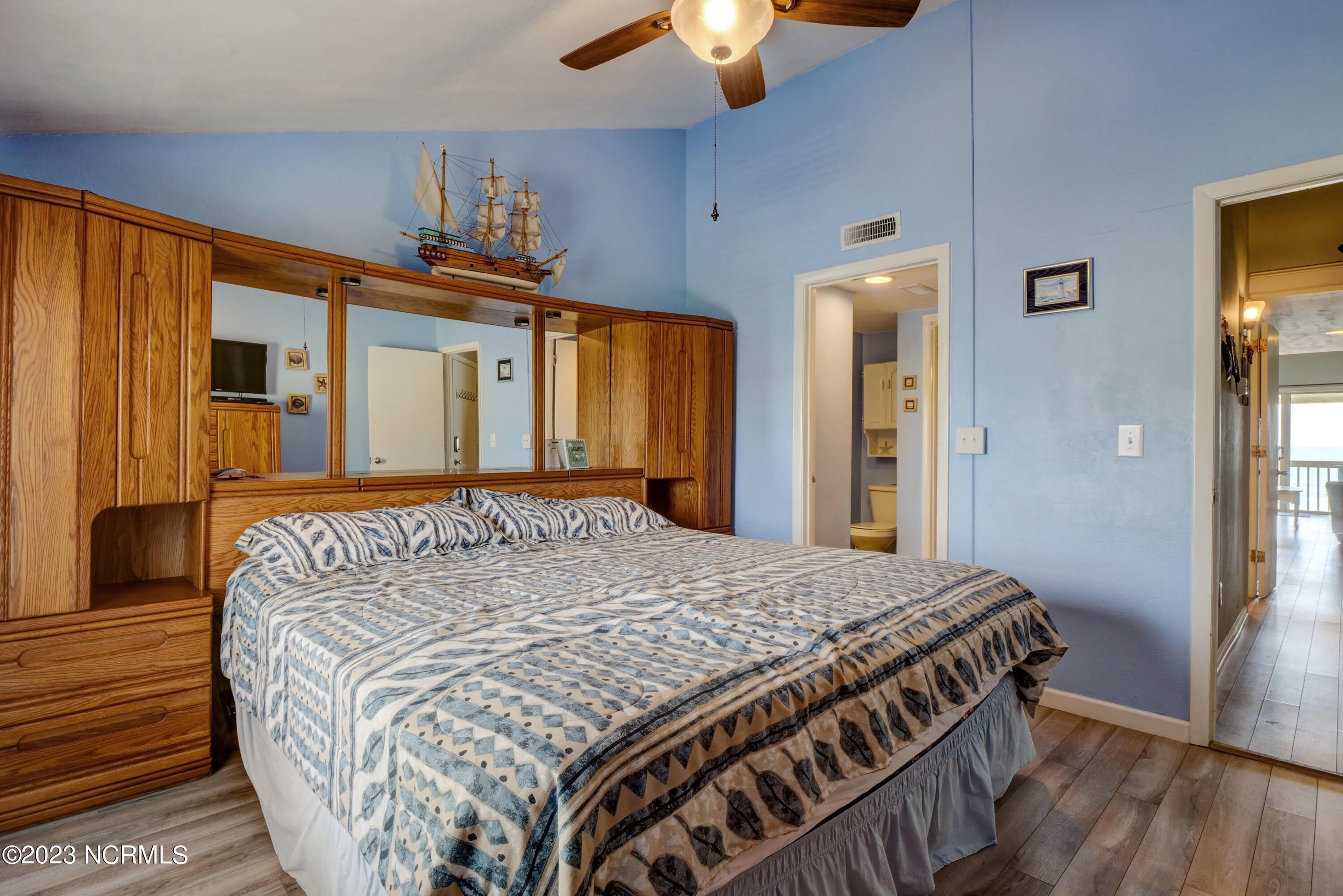918 N New River Drive – photo 5