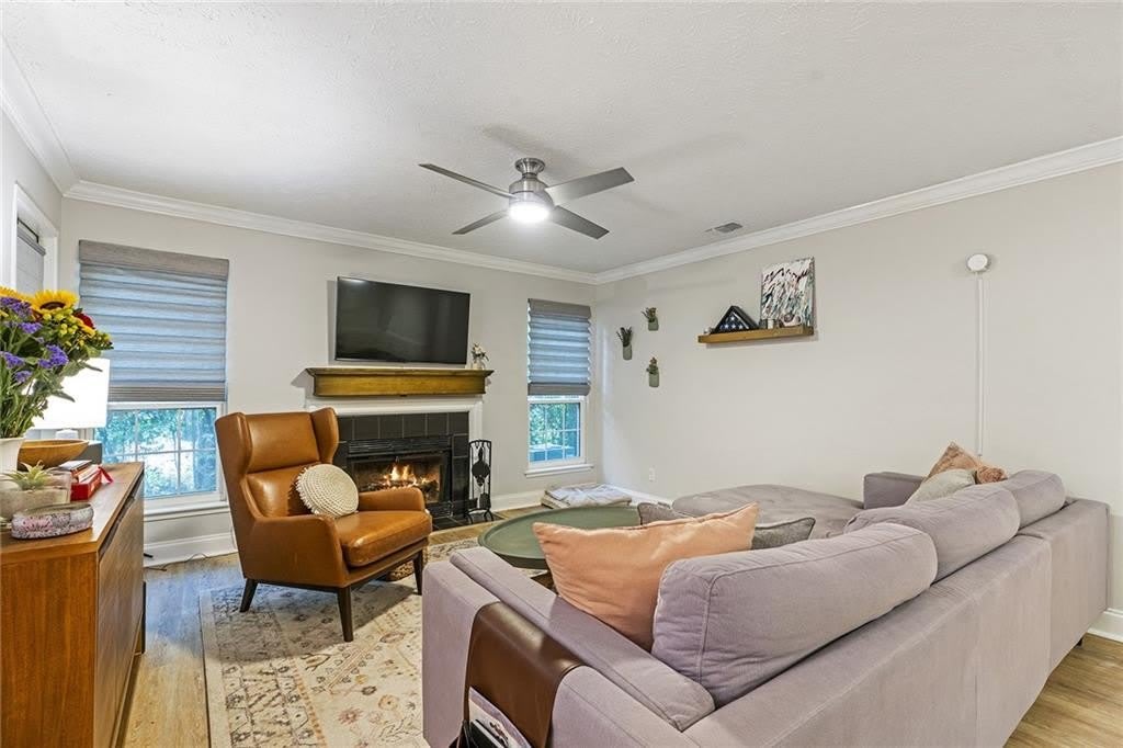 6800 Glenridge Drive – photo 4
