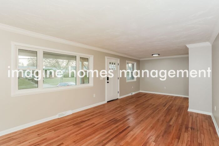 11484 Geneva Road – photo 5