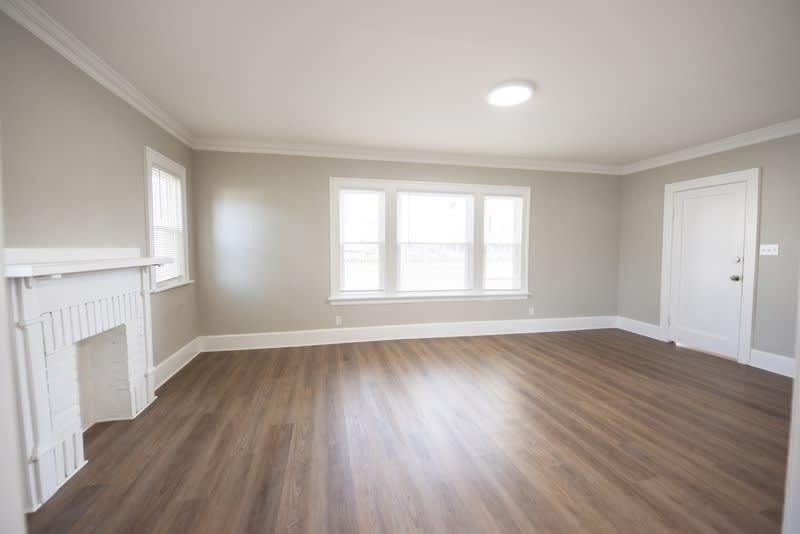 2112 Lincoln Avenue – photo 3